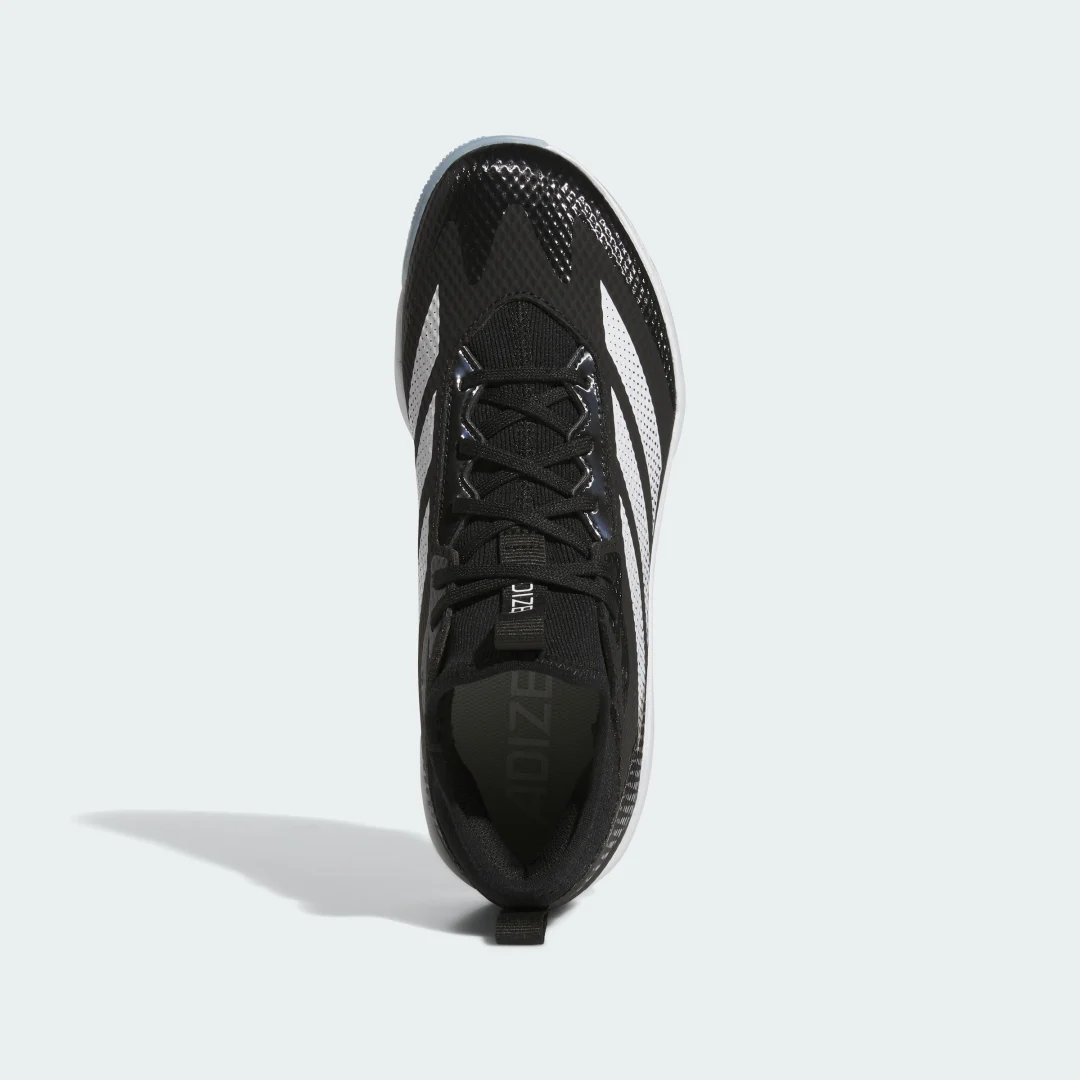 Detalle 2 de Adizero Instinct Moqueta 2.0 de Adidas: zancada clara para interiores