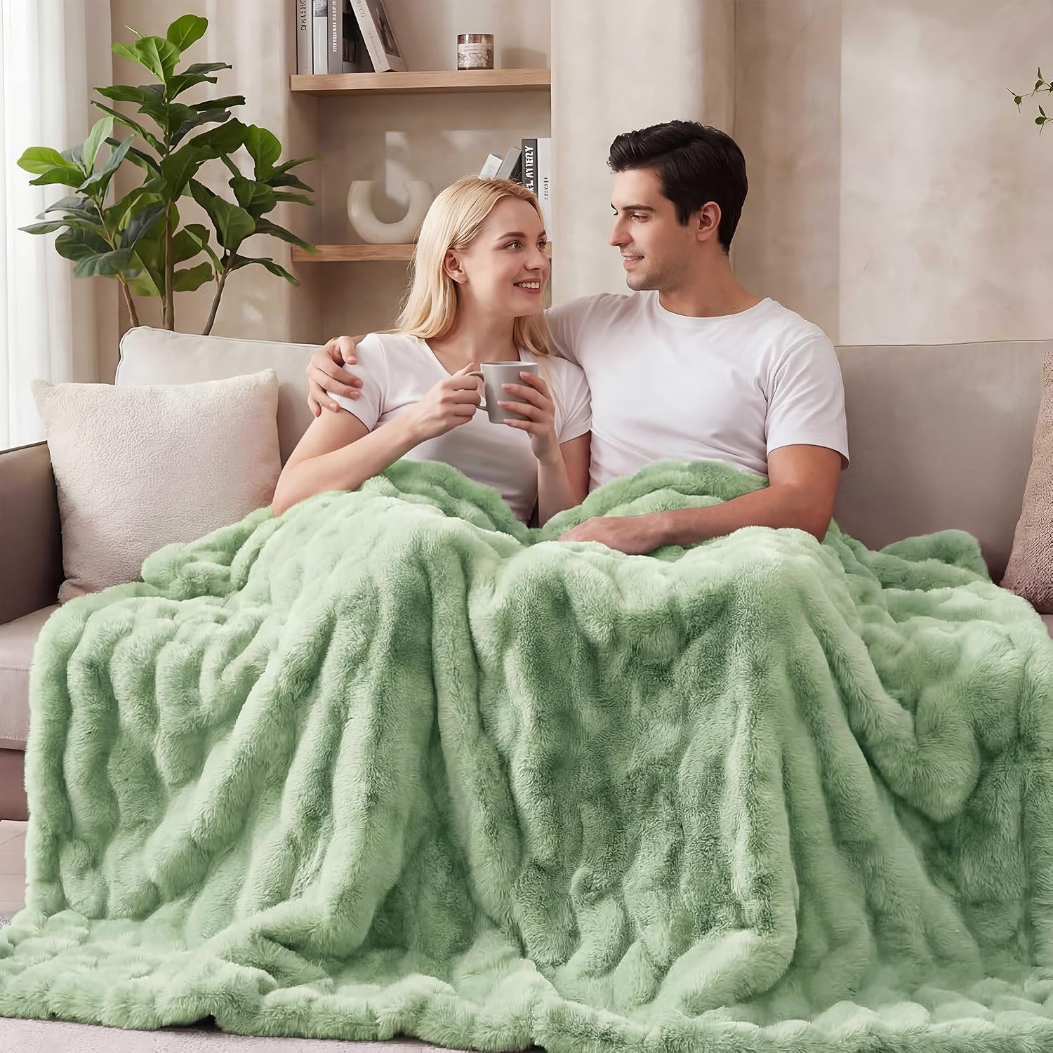 Detalle de ORINOVA Couverture fausse fourrure vert sauge 130x150 cm, plaid moelleux anti-boulochage