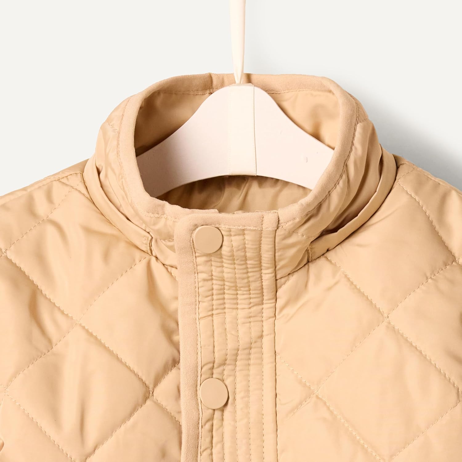 Detalle de Amazon Essentials x Sofia Grainge Unisex Toddlers and Babies' Hooded Insulated Midweight Field Jacket