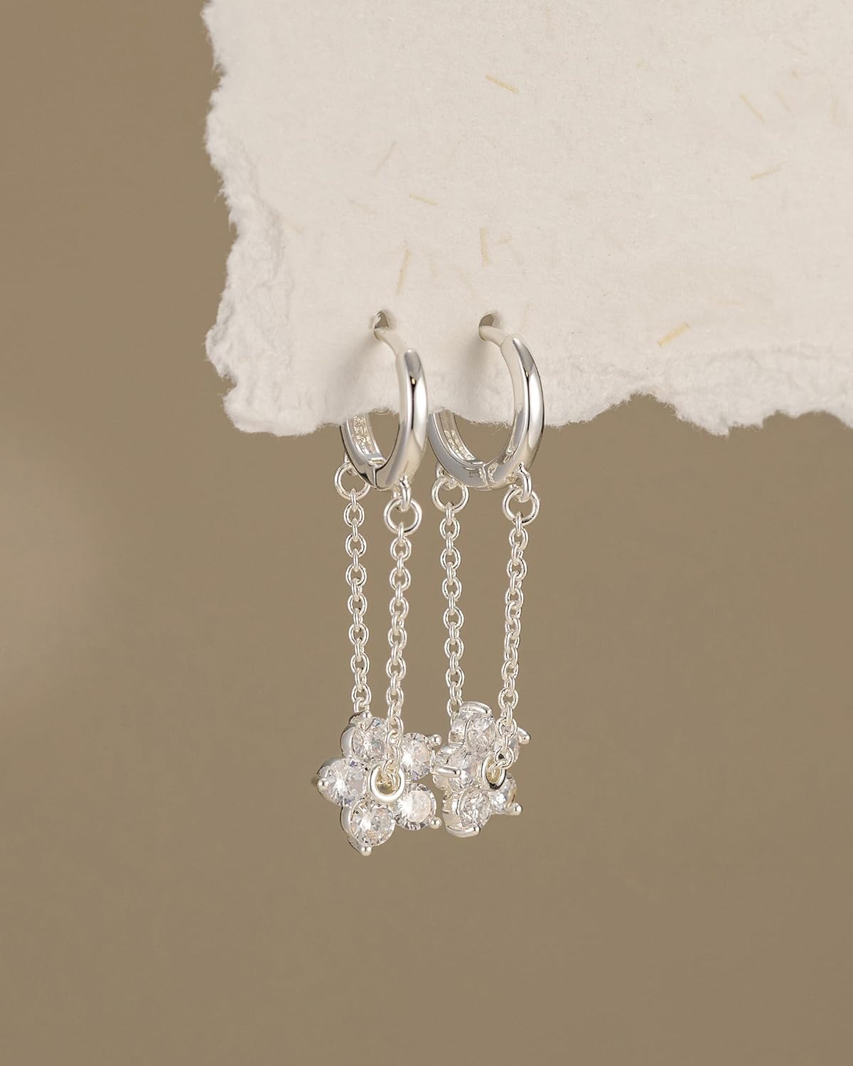 Detalle de HANLI Sterling Silver Earrings for Women with Cz Flower Hoops