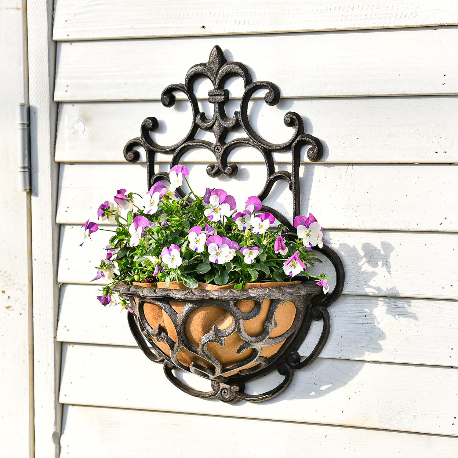 Detalle de Sungmor cast-iron wall planter baskets