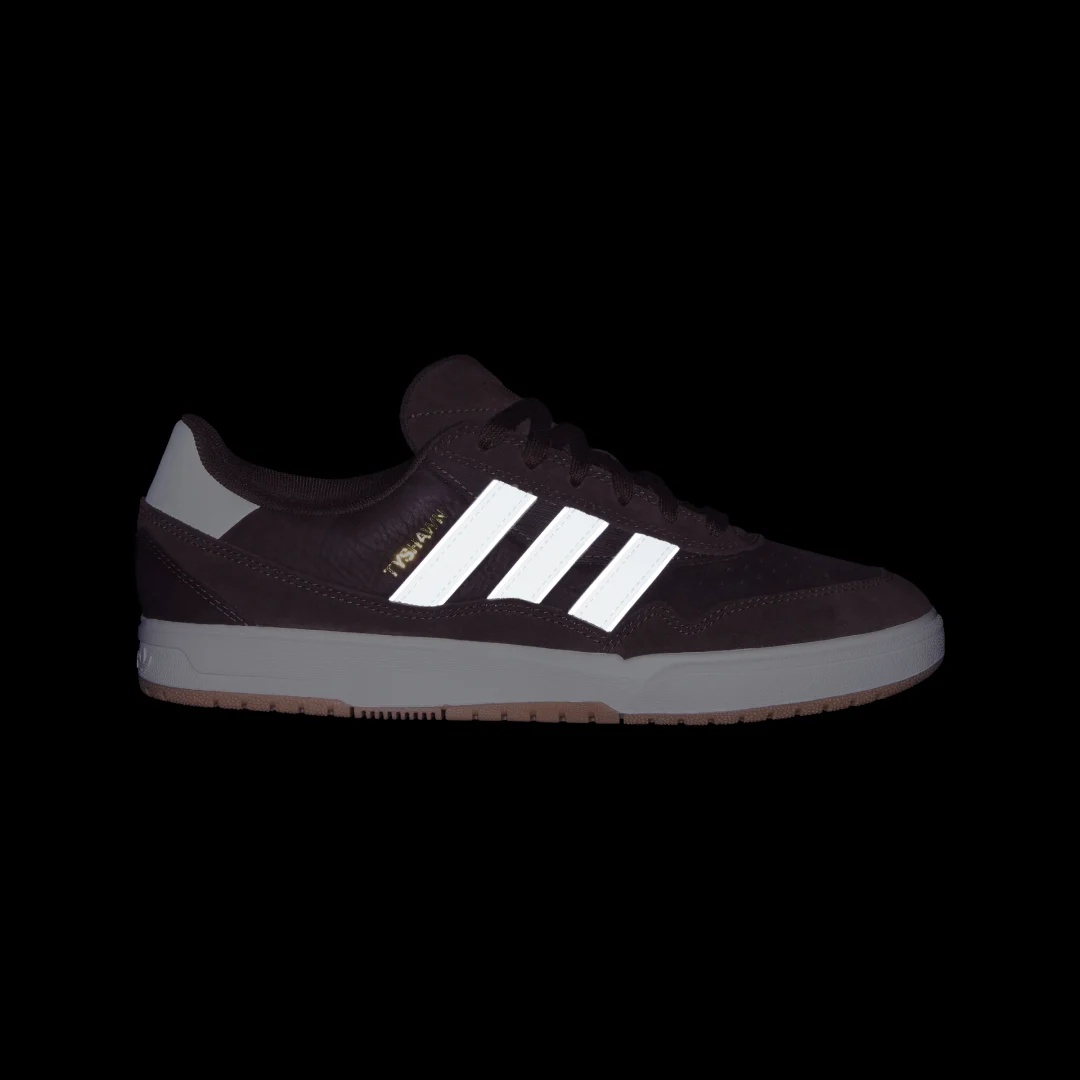 Thumbnail 1 de Zapatilla TYSHAWN II de Adidas: versátil, en marrón, para días de uso intenso
