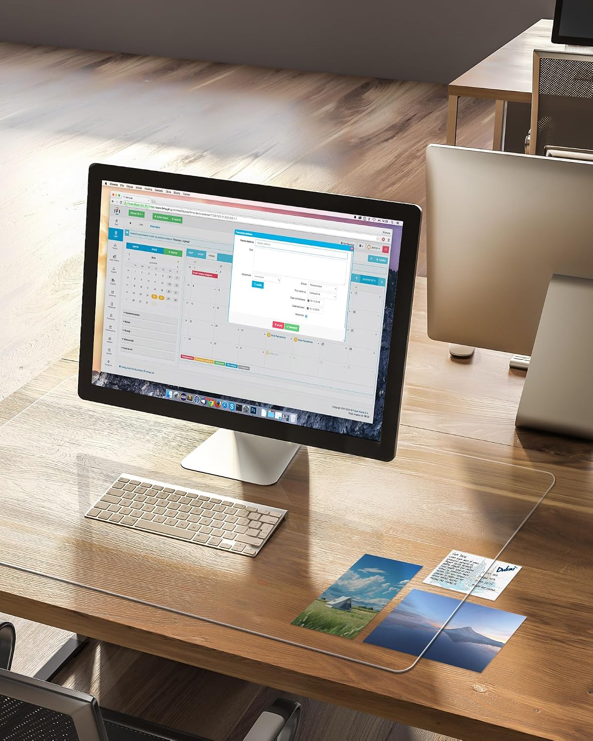 Detalle de Oterri Clear PVC Desk Pad, 30 x 16 Inches, Waterproof and Heat-Resistant