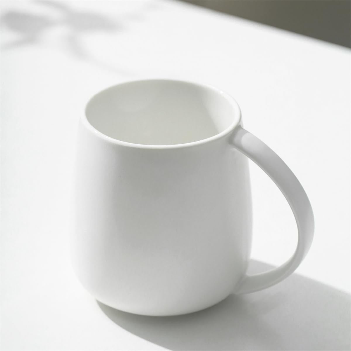 Detalle 2 de TREEWOO Classic Large Capacity Ceramic Belly Mug 380ml/13oz – Nordic Matte Finish, White Interior