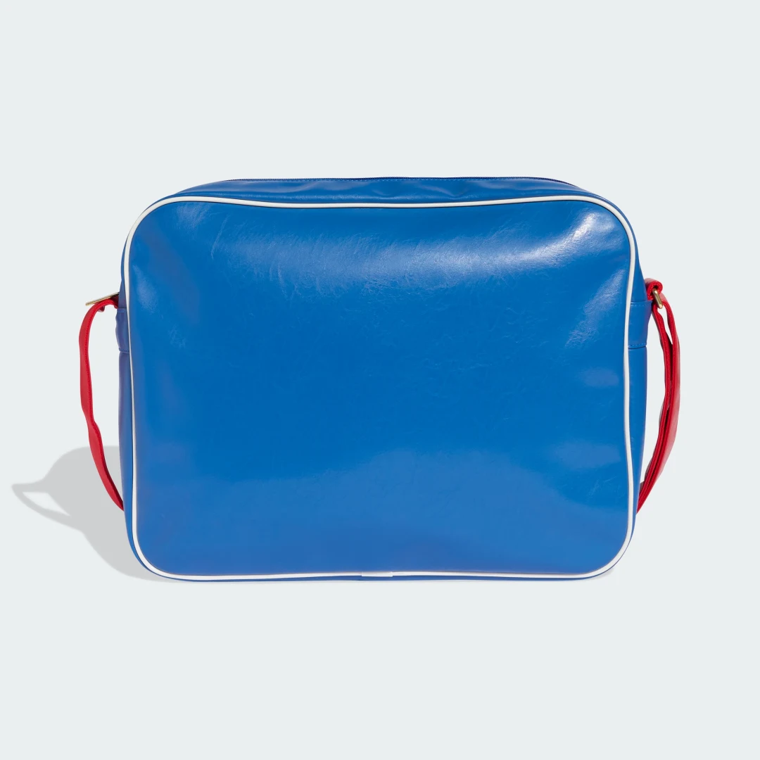 Detalle 2 de Bolso bandolera Airliner OG de Adidas: práctico y discreto para el día a día