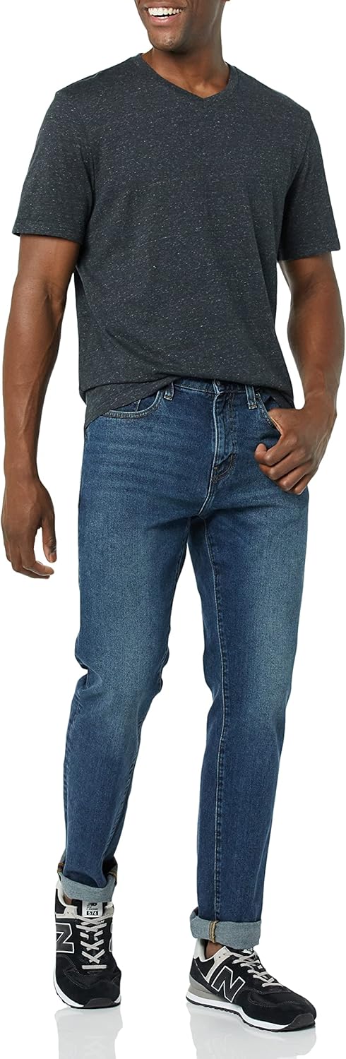 Thumbnail 3 de Amazon Essentials Herren Kurzärmliges V-Ausschnitt-T-Shirt – lockere Passform, Alltagstauglich