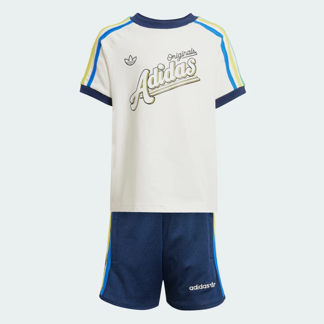 Detalle de Conjunto camiseta y pantalón corto para niños de Adidas (color Blanco)