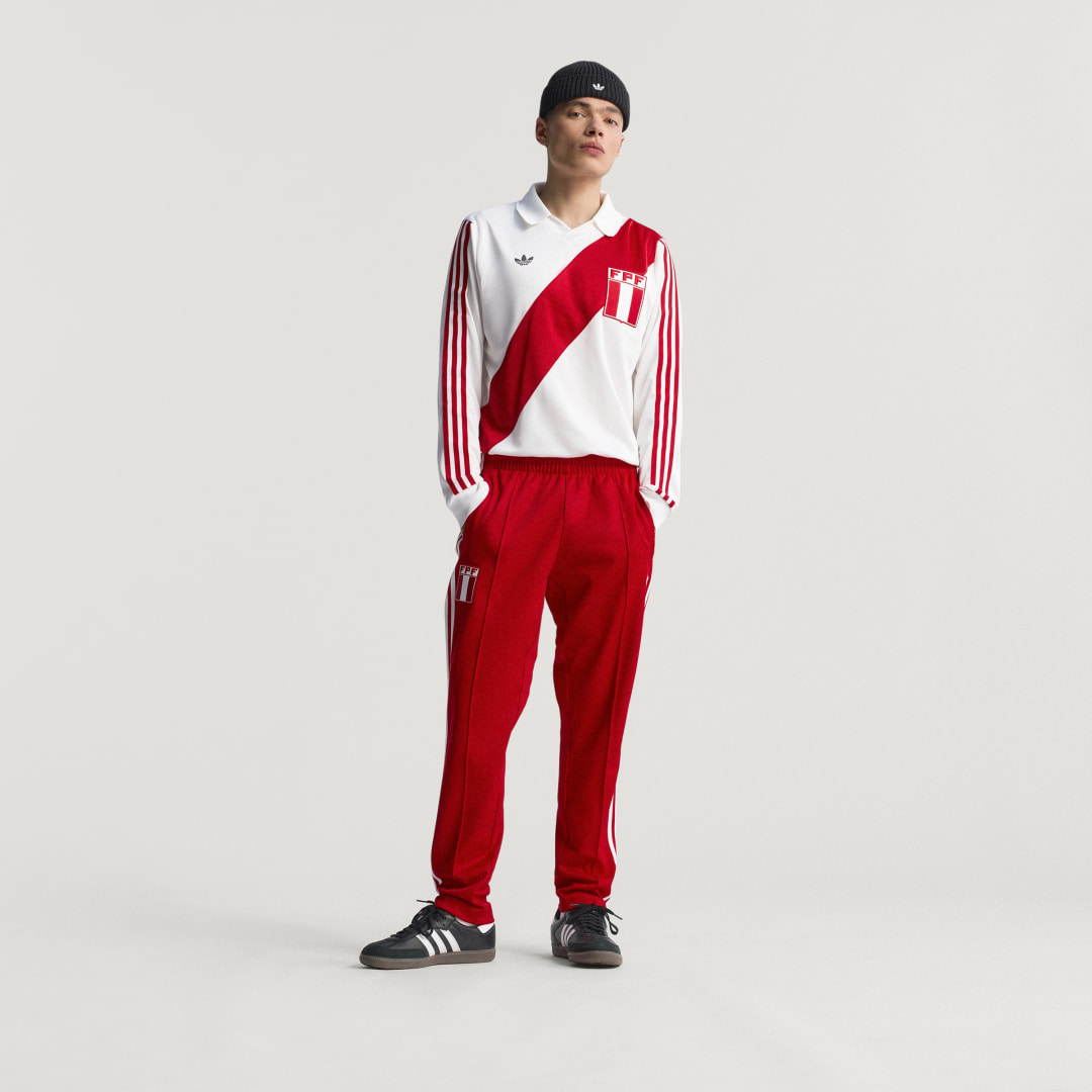 Detalle 2 de Pantalón de chándal Perú de Adidas (Rojo) – comodidad para entrenos y ocio