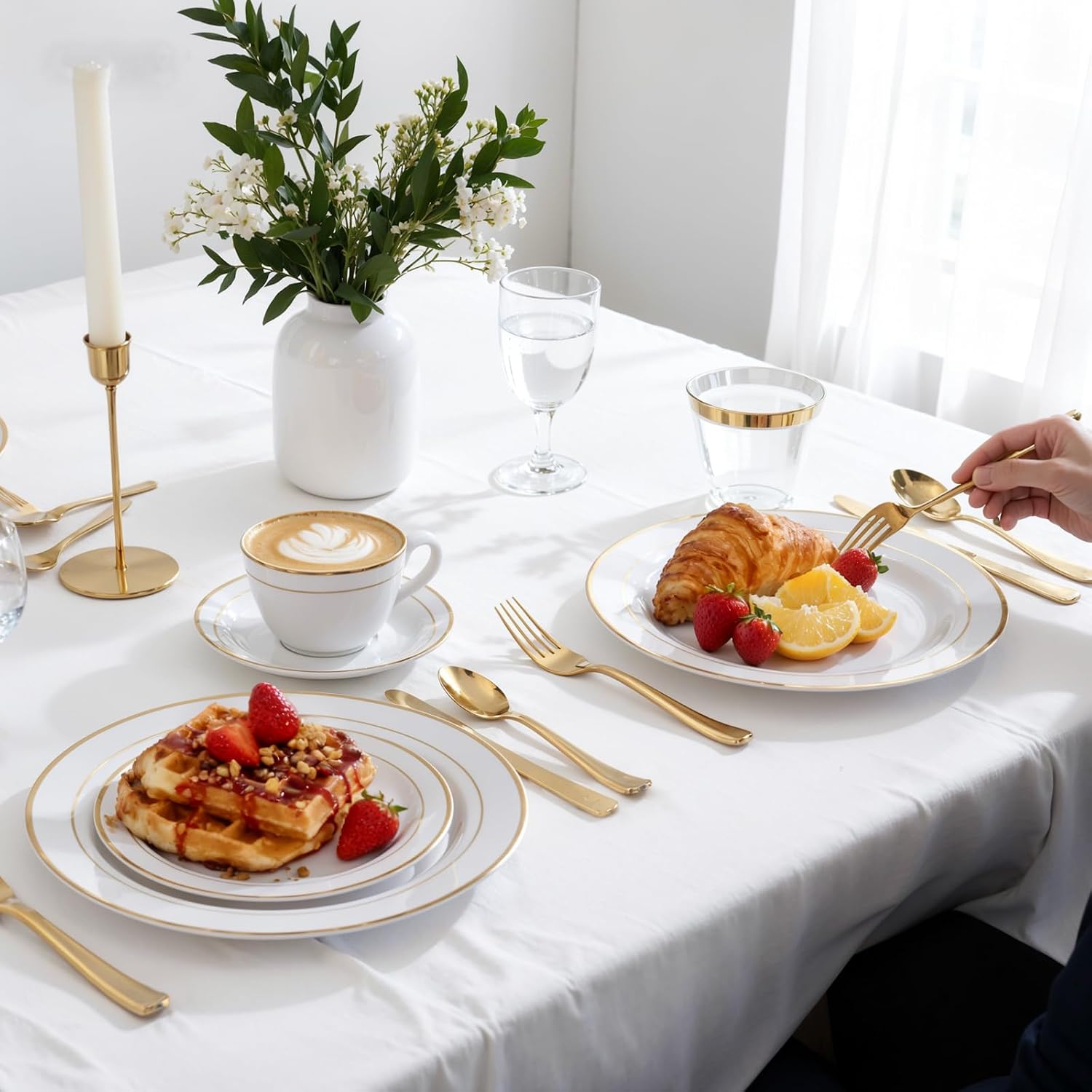 Thumbnail 6 de WDF Partyware ET 350-Piece White and Gold Plastic Dinnerware Set for 50