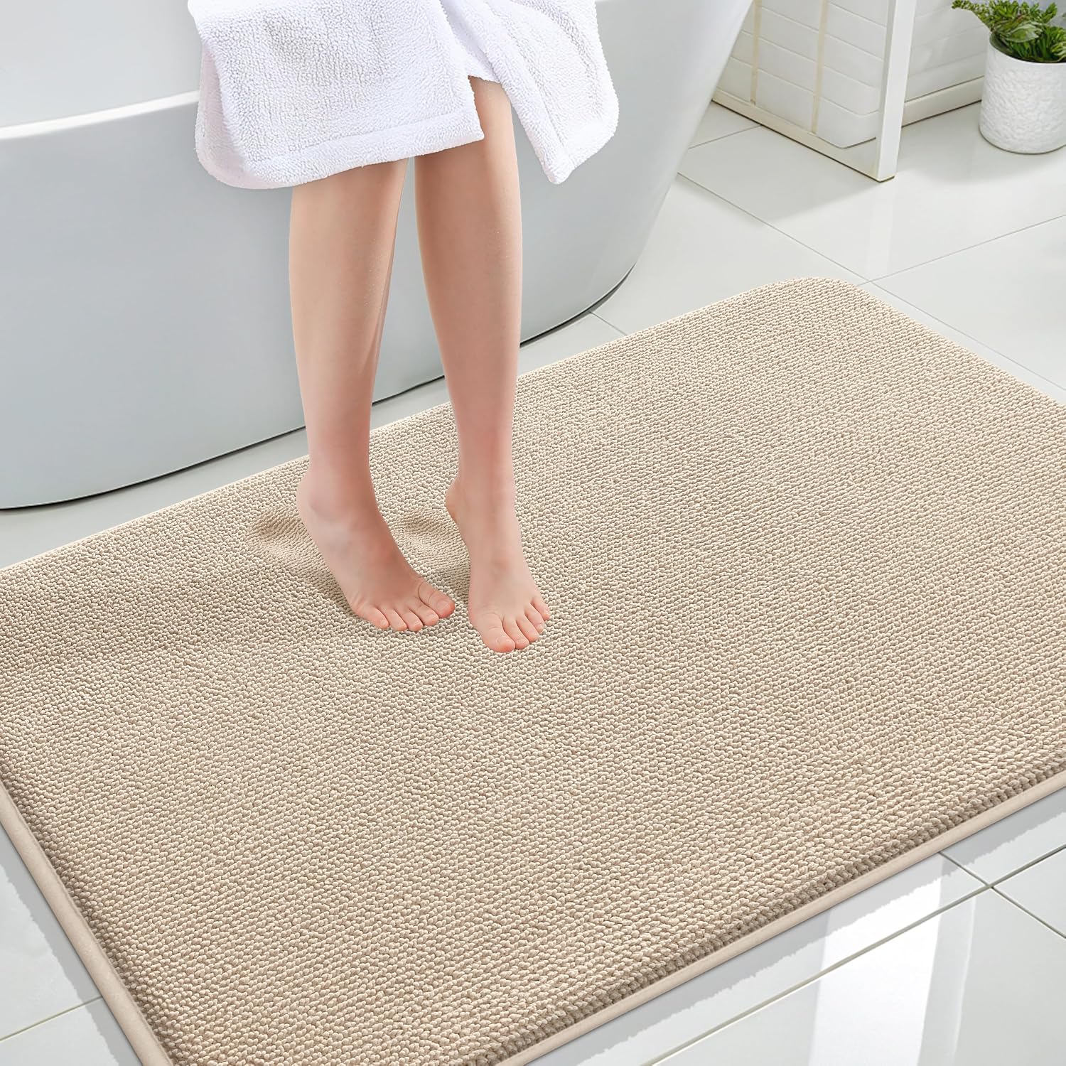 Detalle de OLANLY 47 x 32-Inch Memory Foam Bath Mat, Beige, Machine Washable