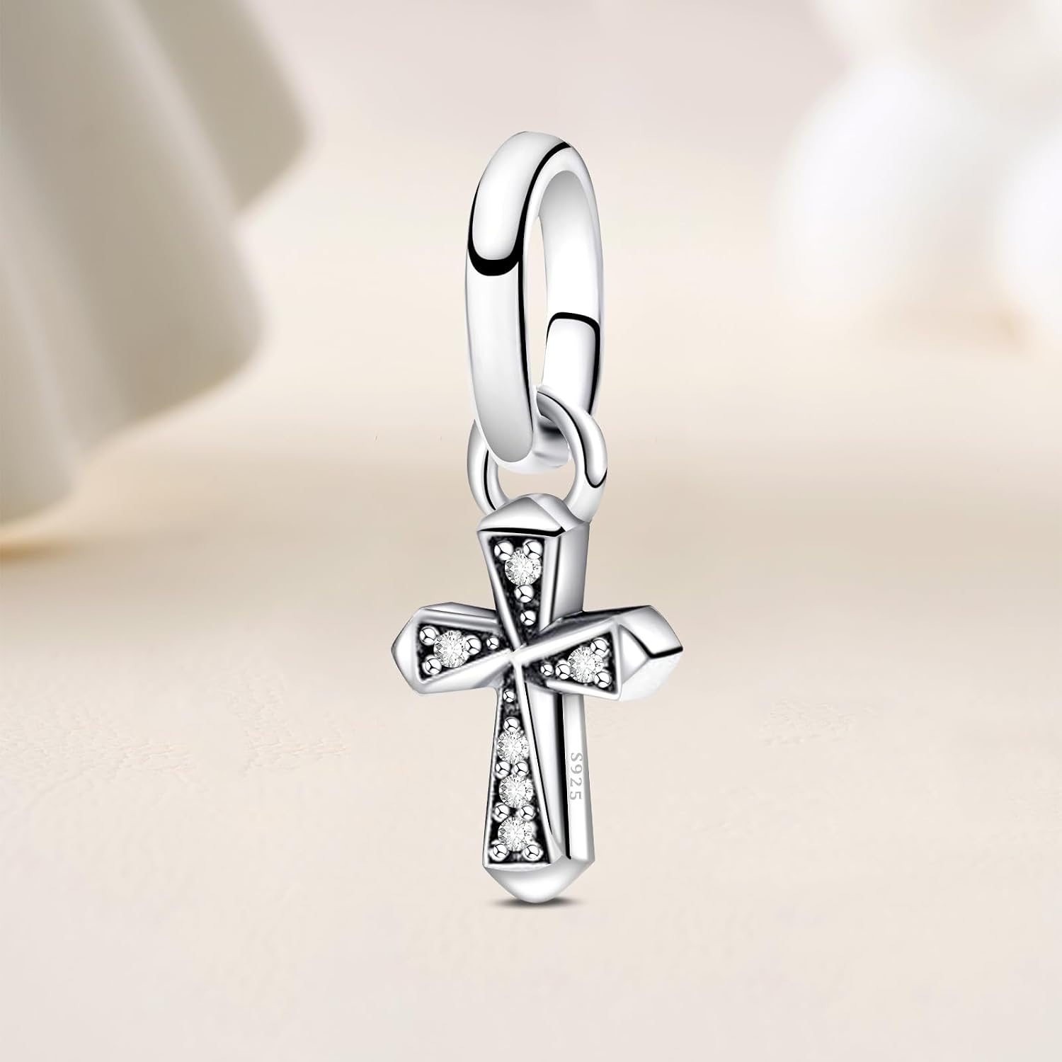 Thumbnail 6 de Ruaidhra Sterling-Silber Charms-Anhänger mit Kreuz & Herz-Motiv – Charm Clip Stopper Bead für Armband oder Halskette
