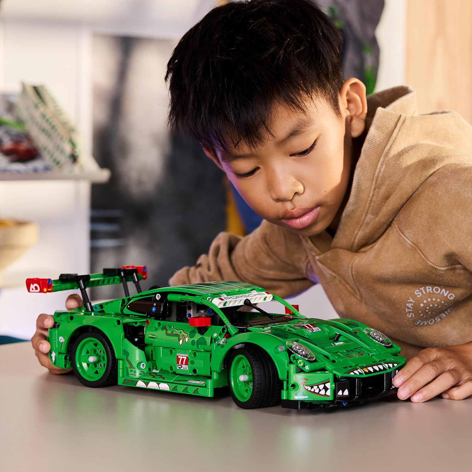 Thumbnail 5 de LEGO Technic Porsche 911 GT3 R Rexy 42224
