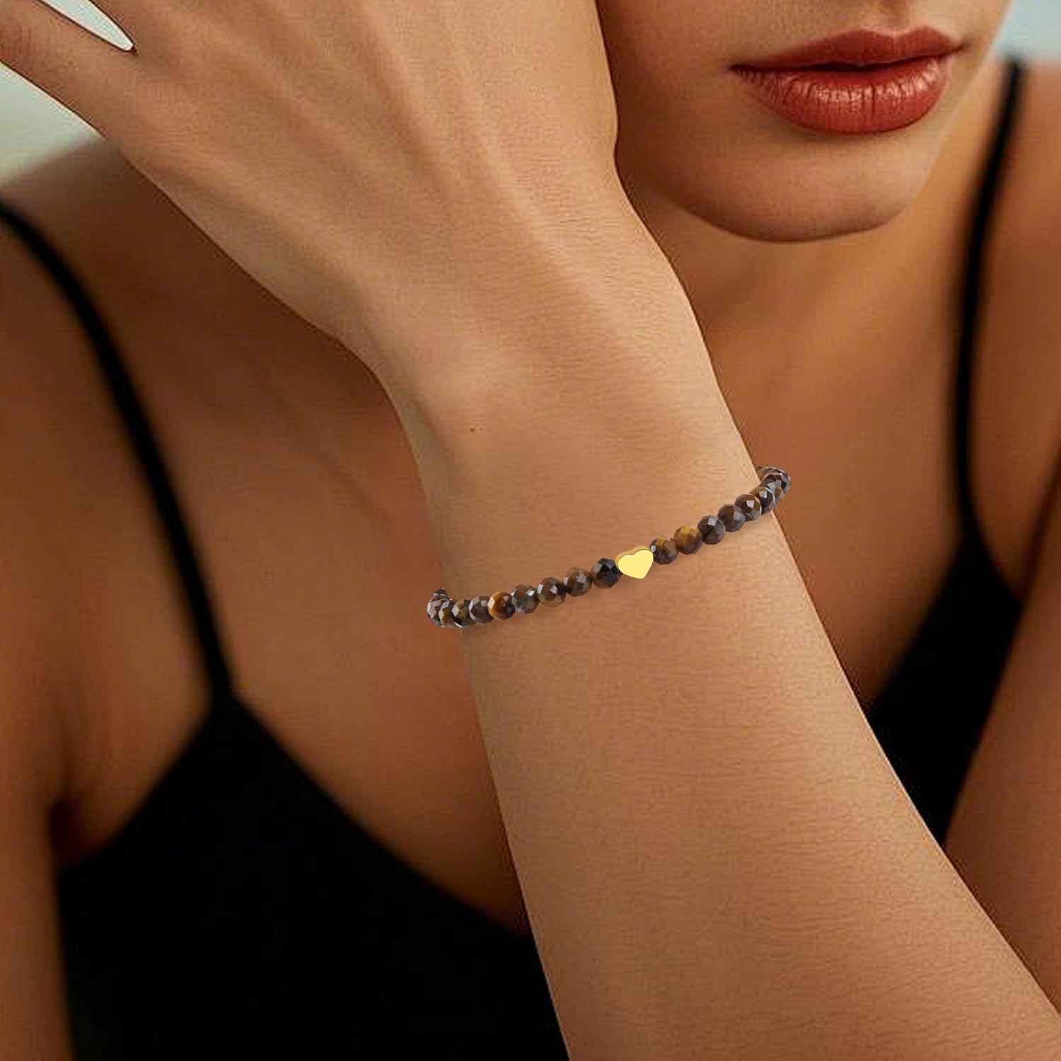 Thumbnail 4 de Ruby Edelstein-Armband für Damen – Tiger Eye, 4 mm Perlen, 18K vergoldetes Edelstahlherz, elastisch, Geschenkbox aus Holz