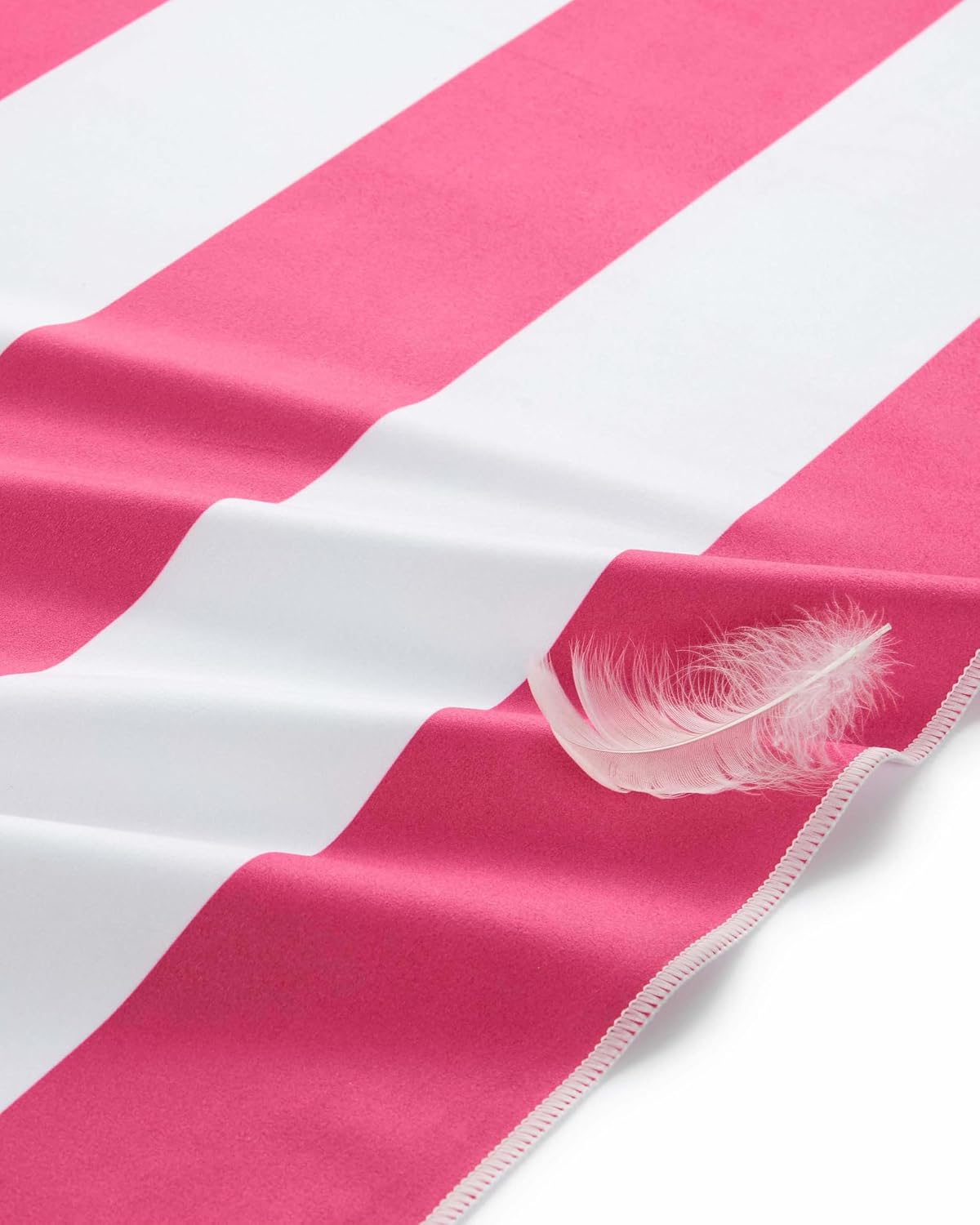 Detalle de Fit-Flip Telo Mare microfibra 200 cm x 90 cm – rosso rigato rosa-bianco, antisabbia, asciugatura rapida, 100% riciclato