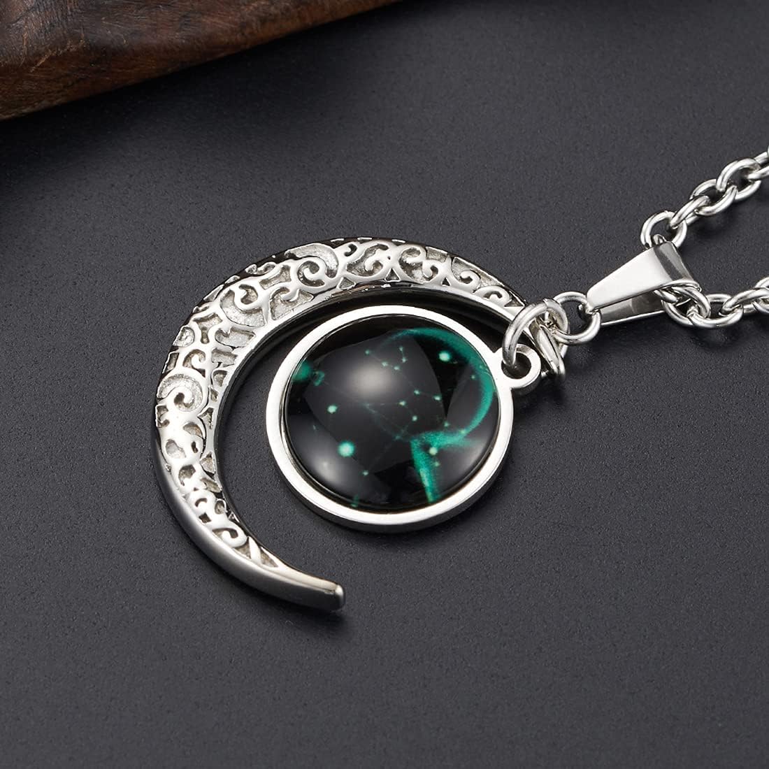 Detalle 2 de Caimeytie Damen Halskette mit Mond-Anhänger, Sternbild/Sternzeichen und Glas-Anhänger