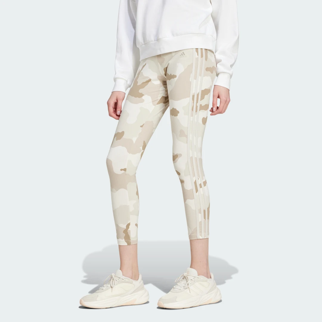Detalle de adidas Mallas 7/8 Essentials Camo Print 3 bandas