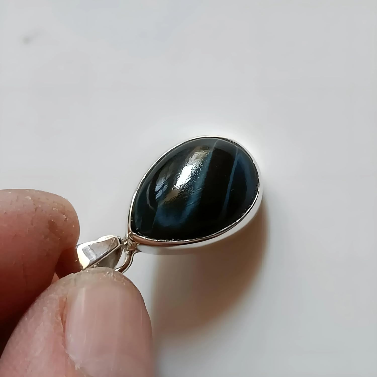 Thumbnail 4 de Navya Craft Black Tiger’s Eye Pendant Necklace in 925 Sterling Silver