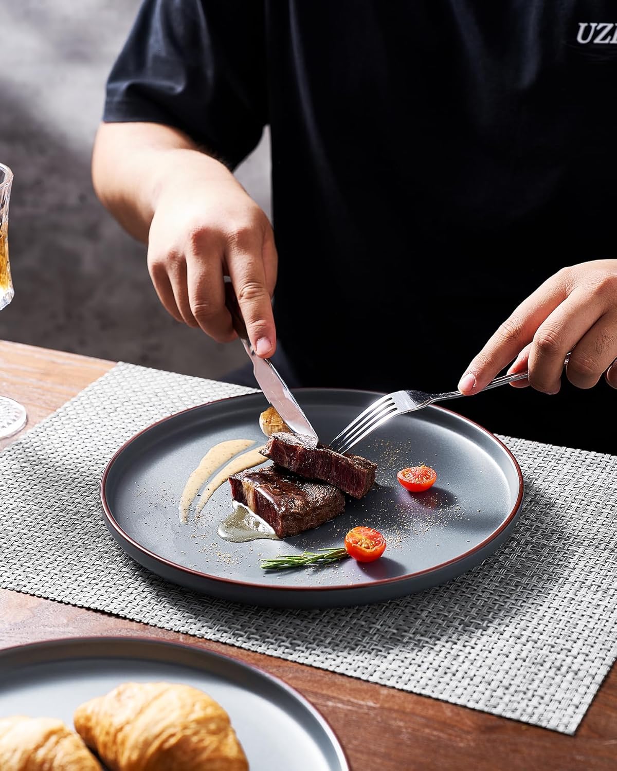 Thumbnail 6 de Famiware Mercury 24-Piece Dinnerware Set for 8 (Charcoal) — Plates and Bowls, Microwave & Dishwasher Safe