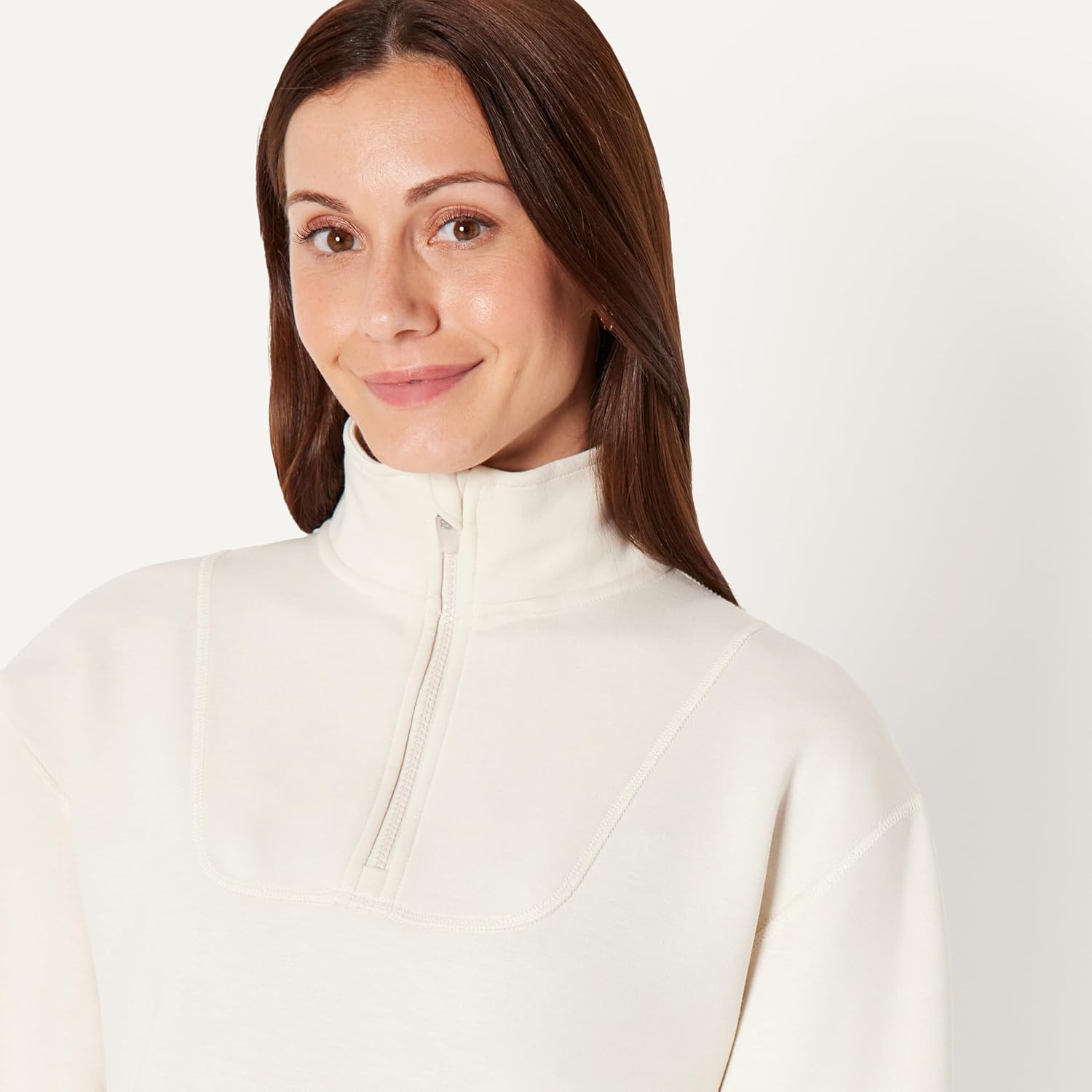 Thumbnail 3 de Amazon Essentials Women’s Half-Zip Performance Pullover Hoodie