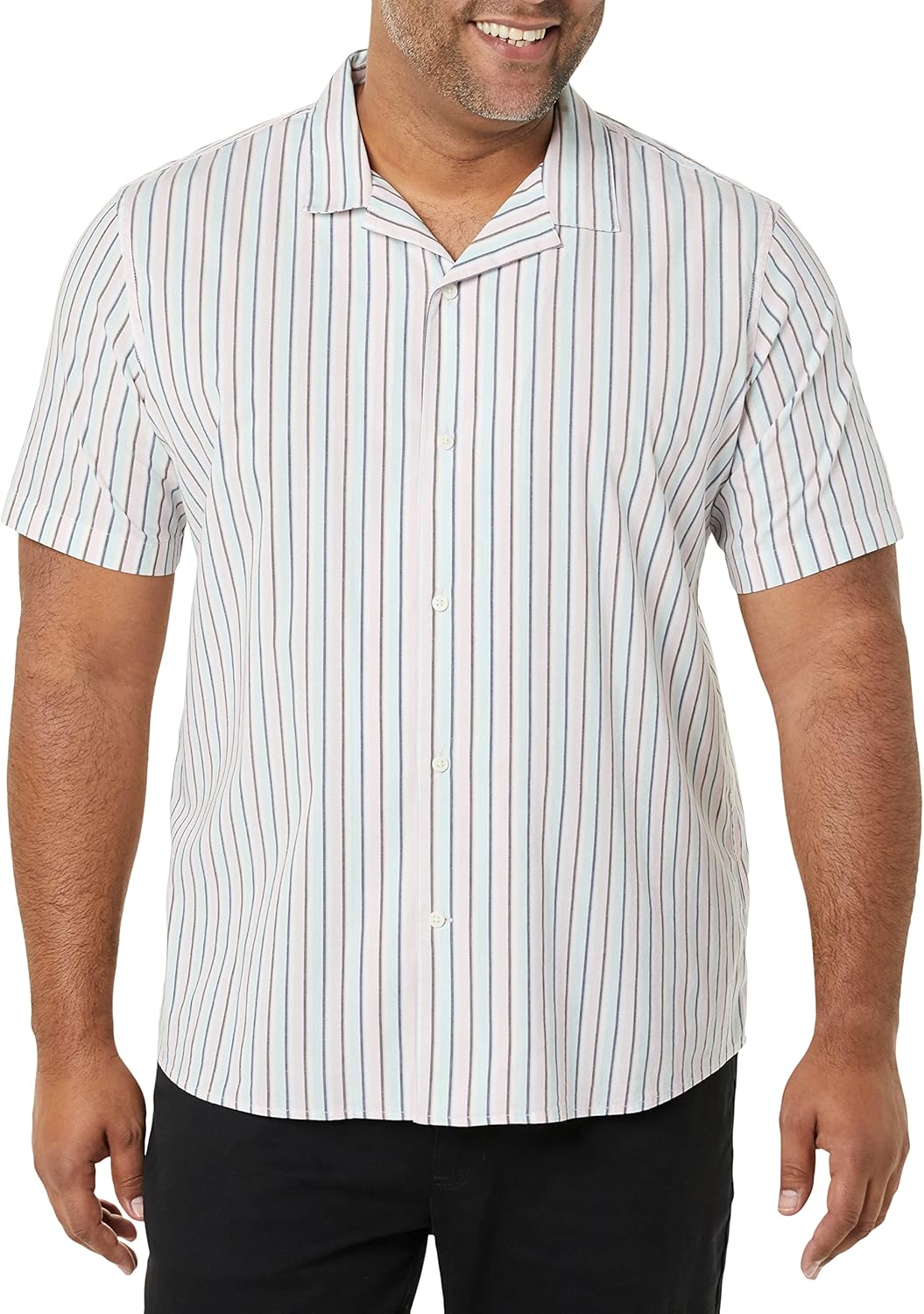 Thumbnail 6 de Amazon Essentials Men's Vacation Cotton Button-Down Resort Shirt, Short Sleeve
