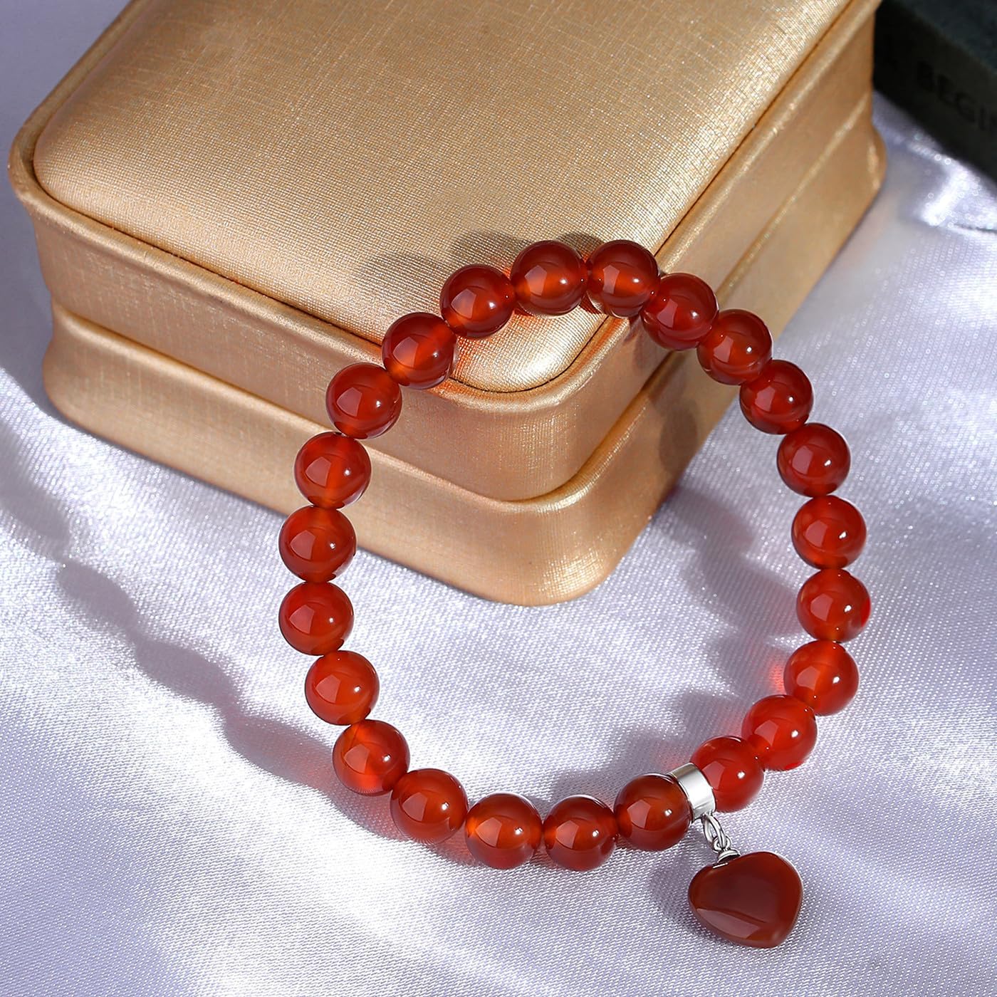Thumbnail 2 de XIANNVXI Herz-Armband für Damen mit Korallina-Perlen, 8 mm – elastisches Perlenarmband als Schmuck- und Geschenkidee