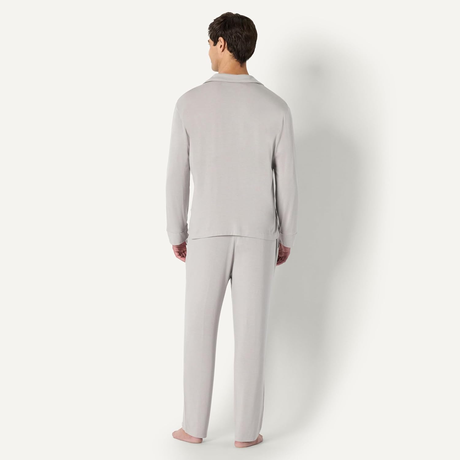 Thumbnail 4 de Amazon Essentials x Sofia Grainge men’s pyjama set with relaxed fit and soft modal jersey