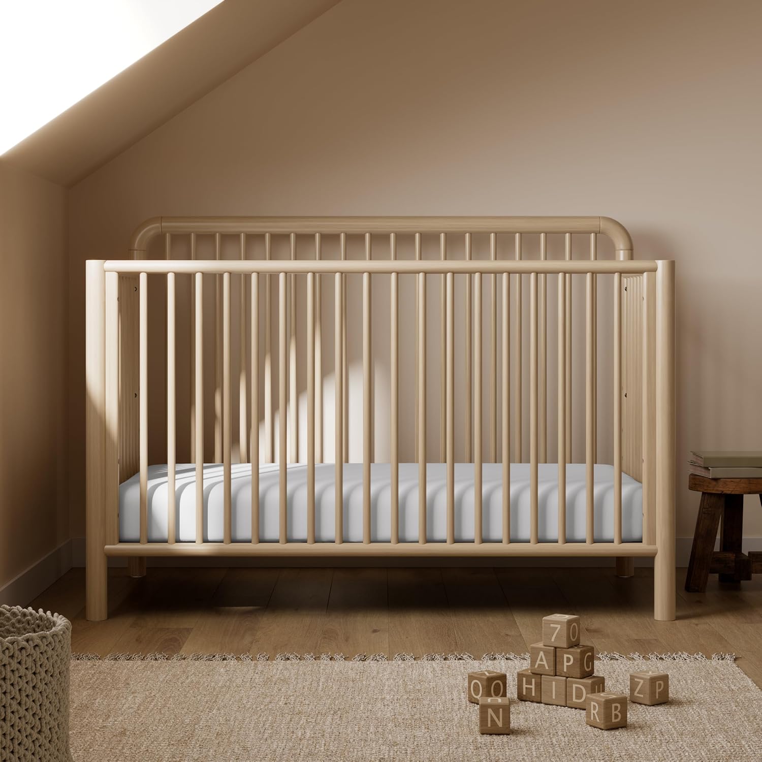 Detalle 2 de Storkcraft Convertible Crib, Porto