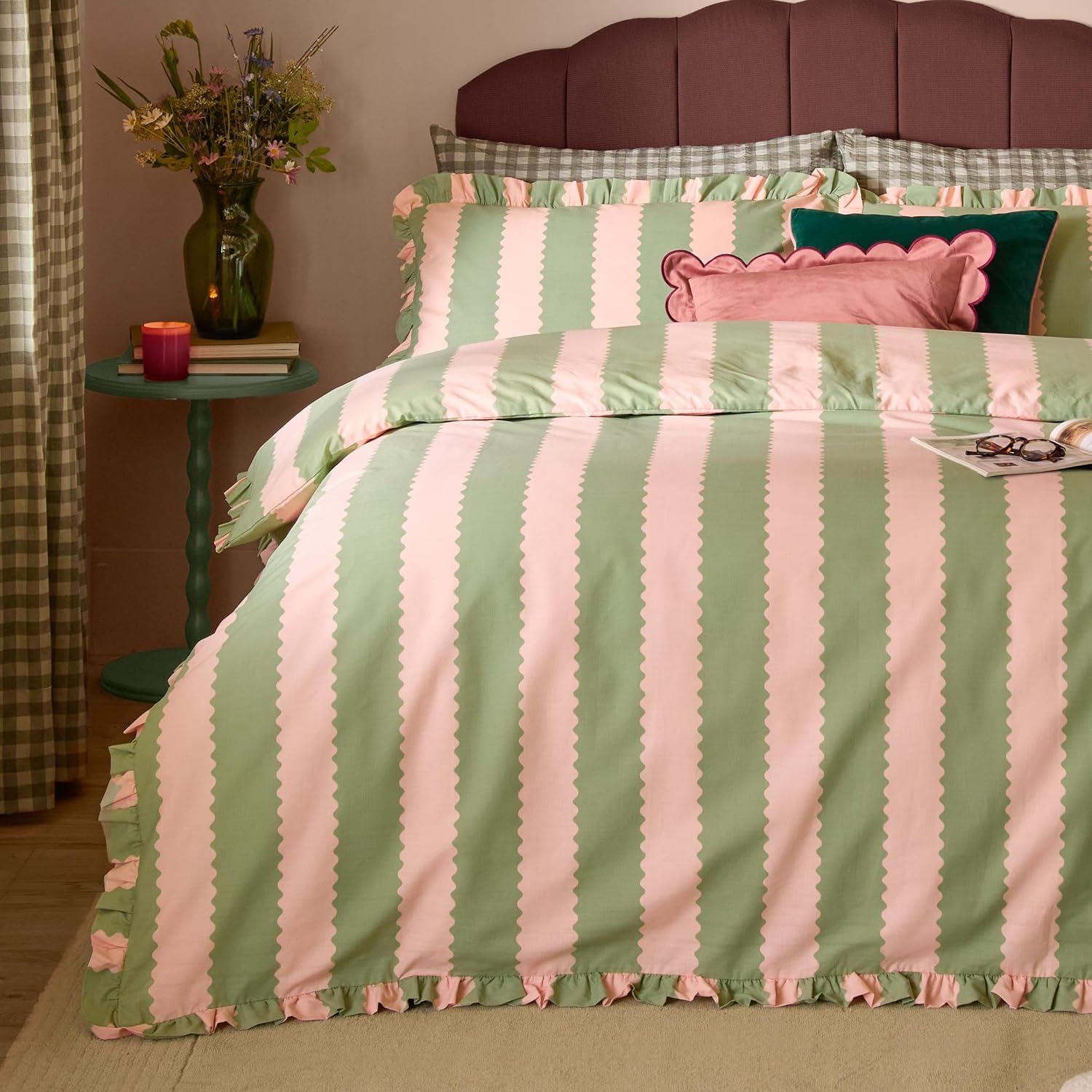 Detalle de furn. Wylder Nature Birdie Stripe – komplet pościeli King z polibawełny