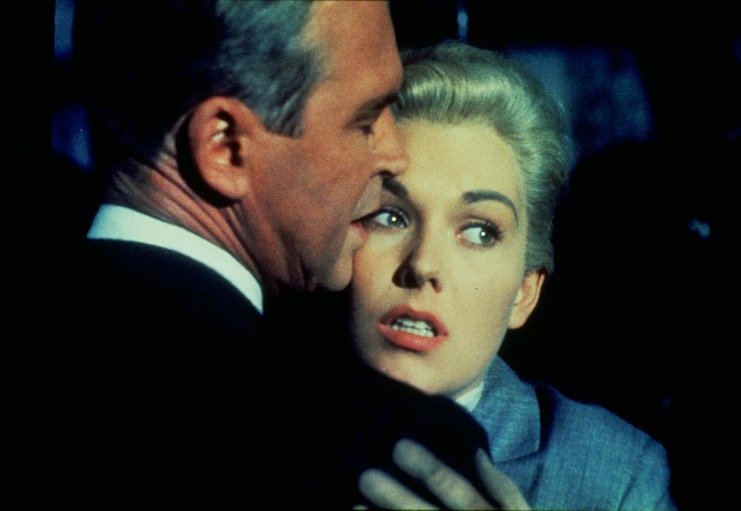 Detalle 2 de Alfred Hitchcock: The Essentials Collection DVD – Five Classic Films and Bonus Features