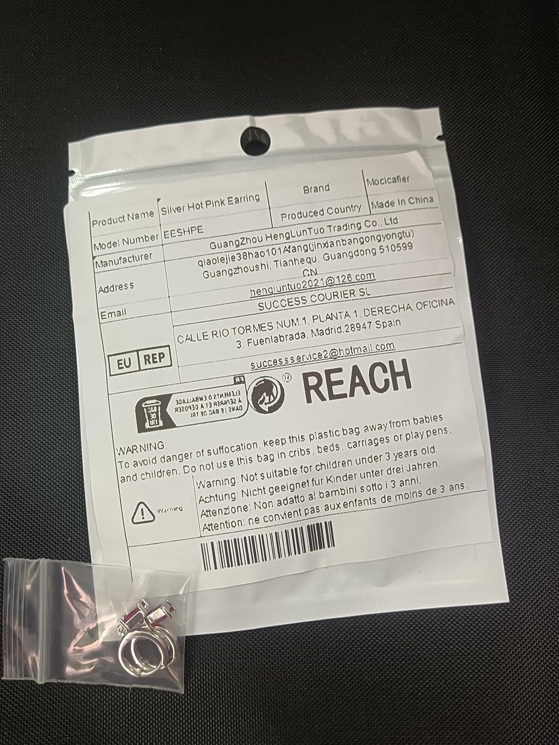 Detalle 1 de Orecchini a cerchio con pendenti 14K, 2 paia
