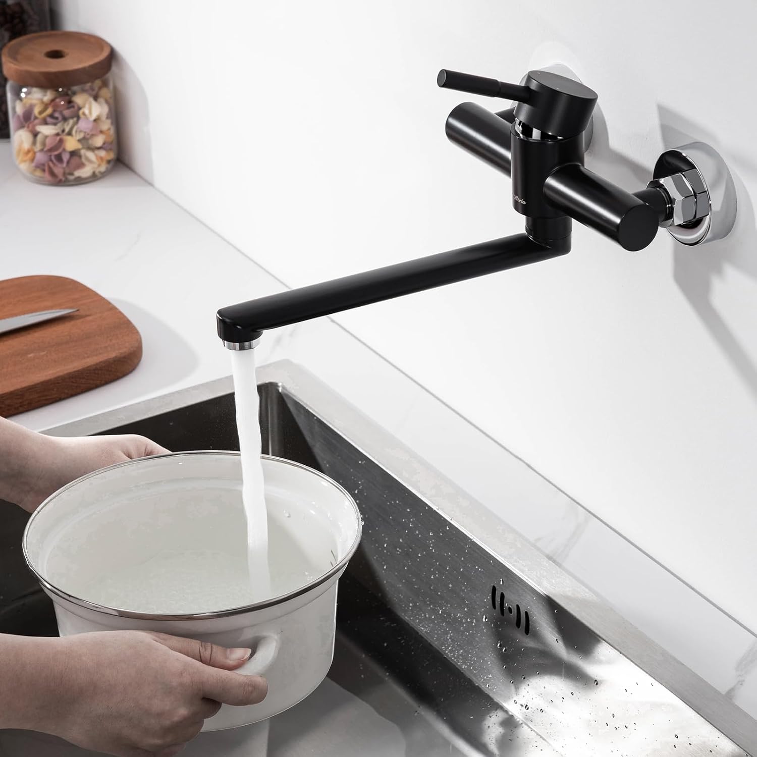 Detalle de Kelleria Rubinetto da Parete per Cucina: Miscelatore Monocomando Girevole 360° in Acciaio Inox, Nero