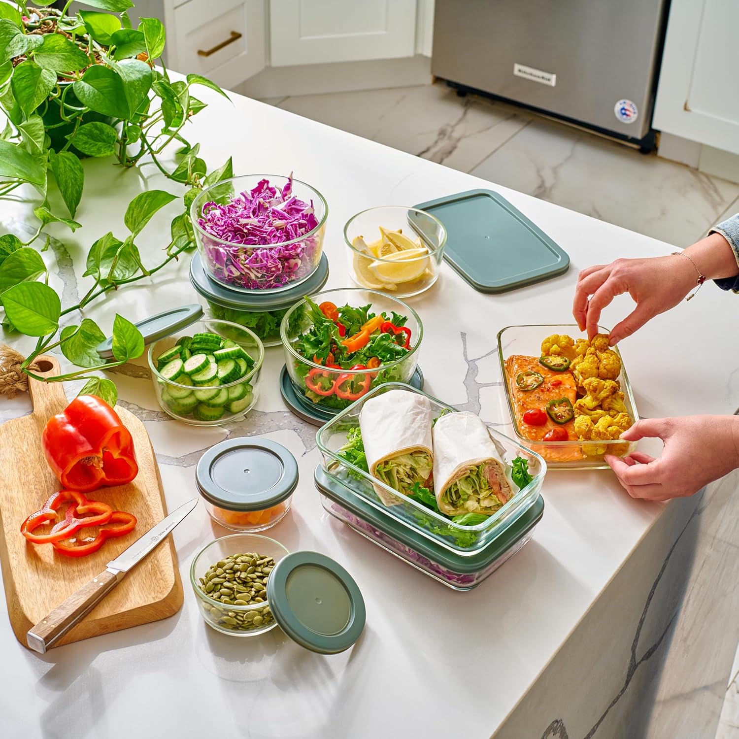 Detalle 2 de 24pc Glass Food Storage Set 24pc