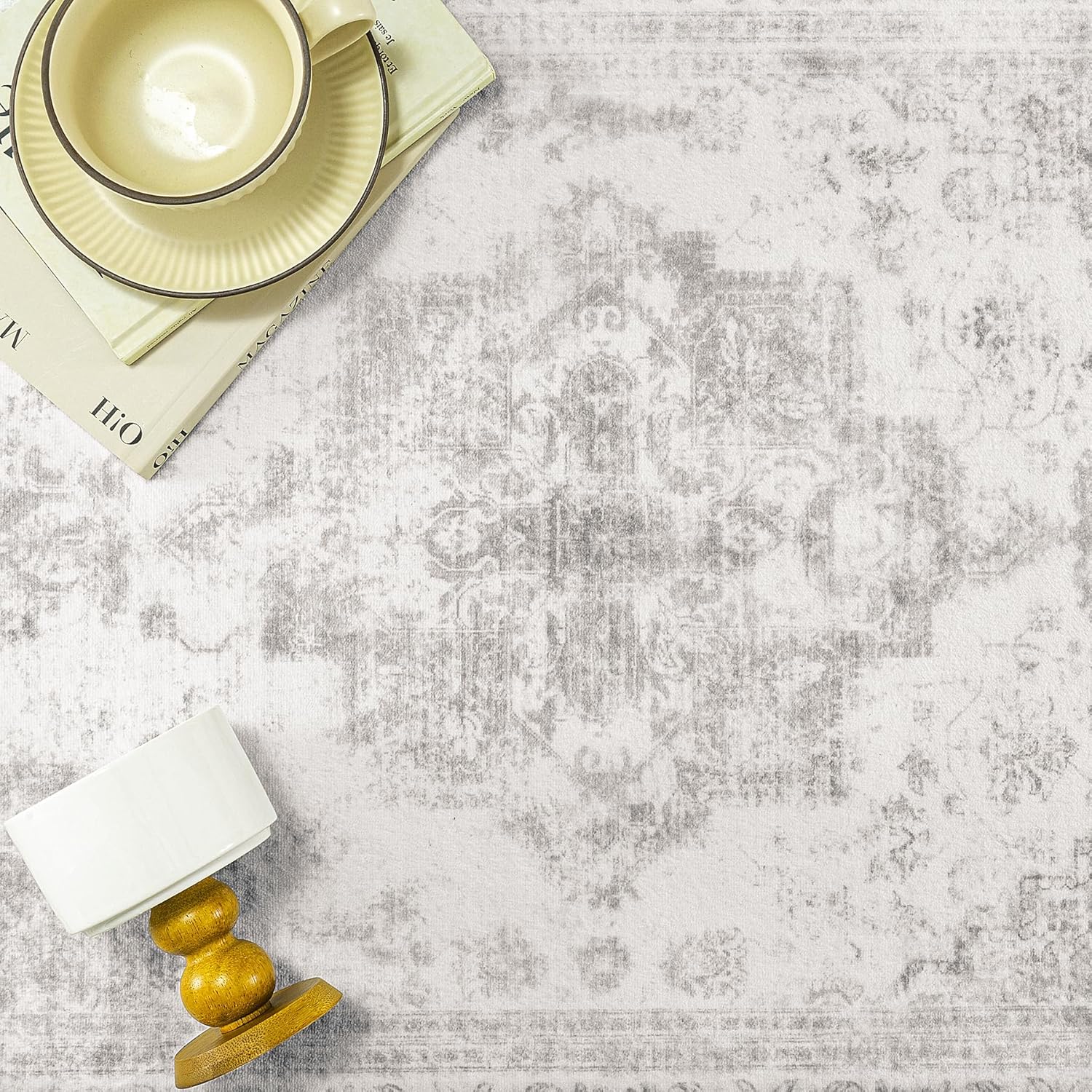 Thumbnail 4 de HUGEAR Vintage Grey Rug 240x300cm | Large, Washable, Non-Slip Living Room Carpet