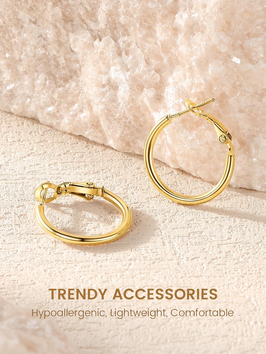 Thumbnail 4 de GoldChic Aros 40 mm minimalistas