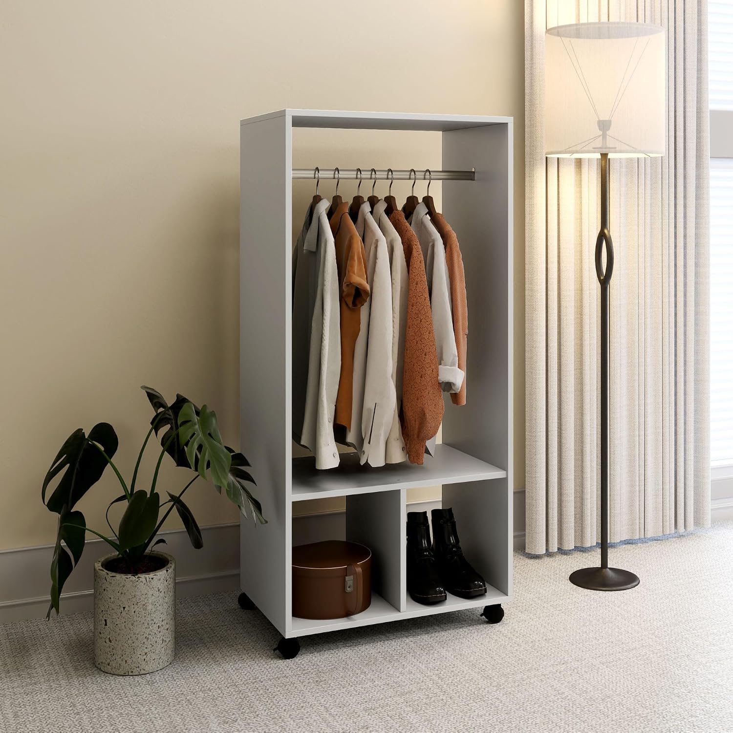 Detalle de HOMCOM Armoire penderie étagère 2 niches et 4 roulettes – Gris