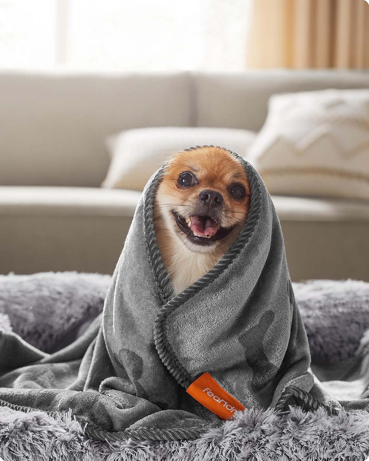 Detalle de Feandrea Pet Blankets 3-Pack Dog Blankets (73 x 63 cm) in Slate Grey, Washable flannel for cats & small dogs