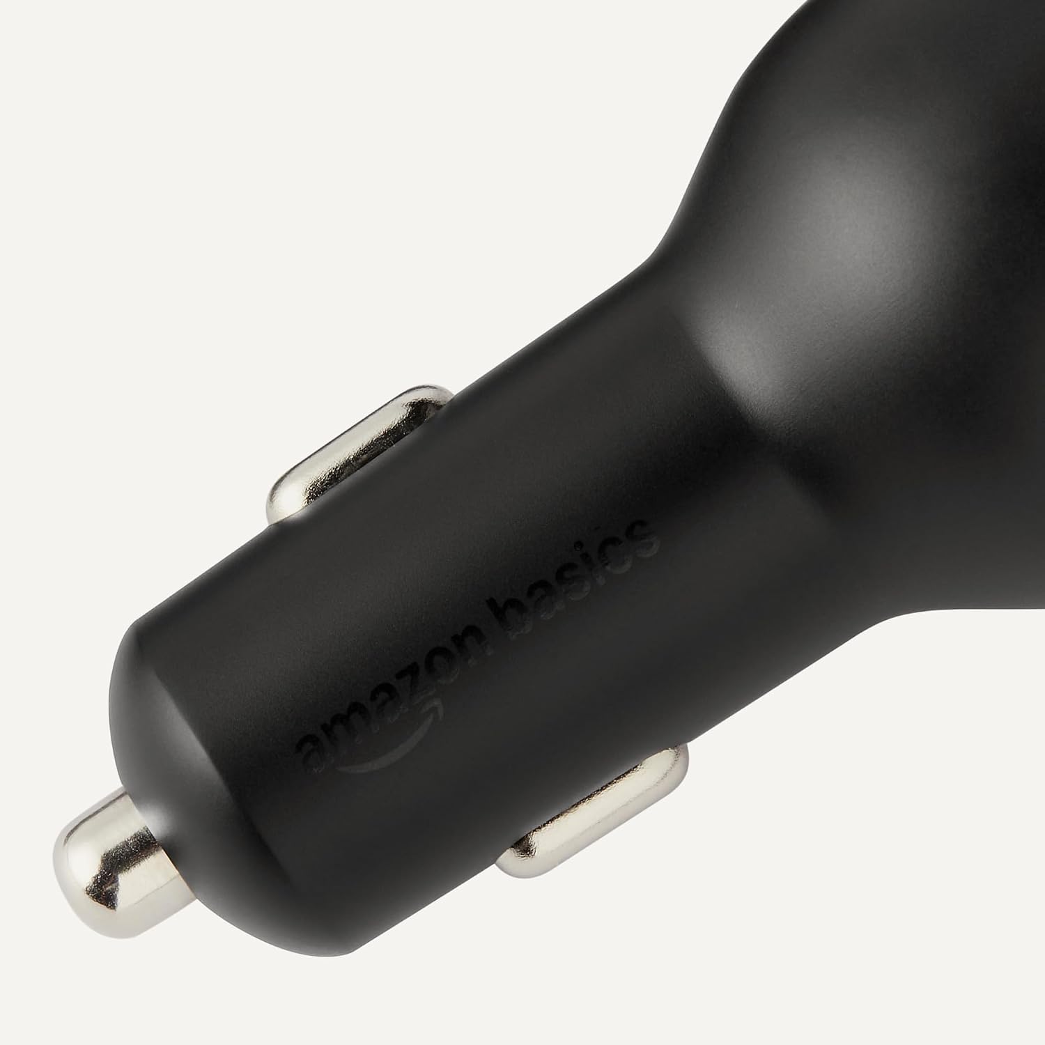 Detalle de Amazon Basics Fast-Charging Car Charger 60W 🔌
