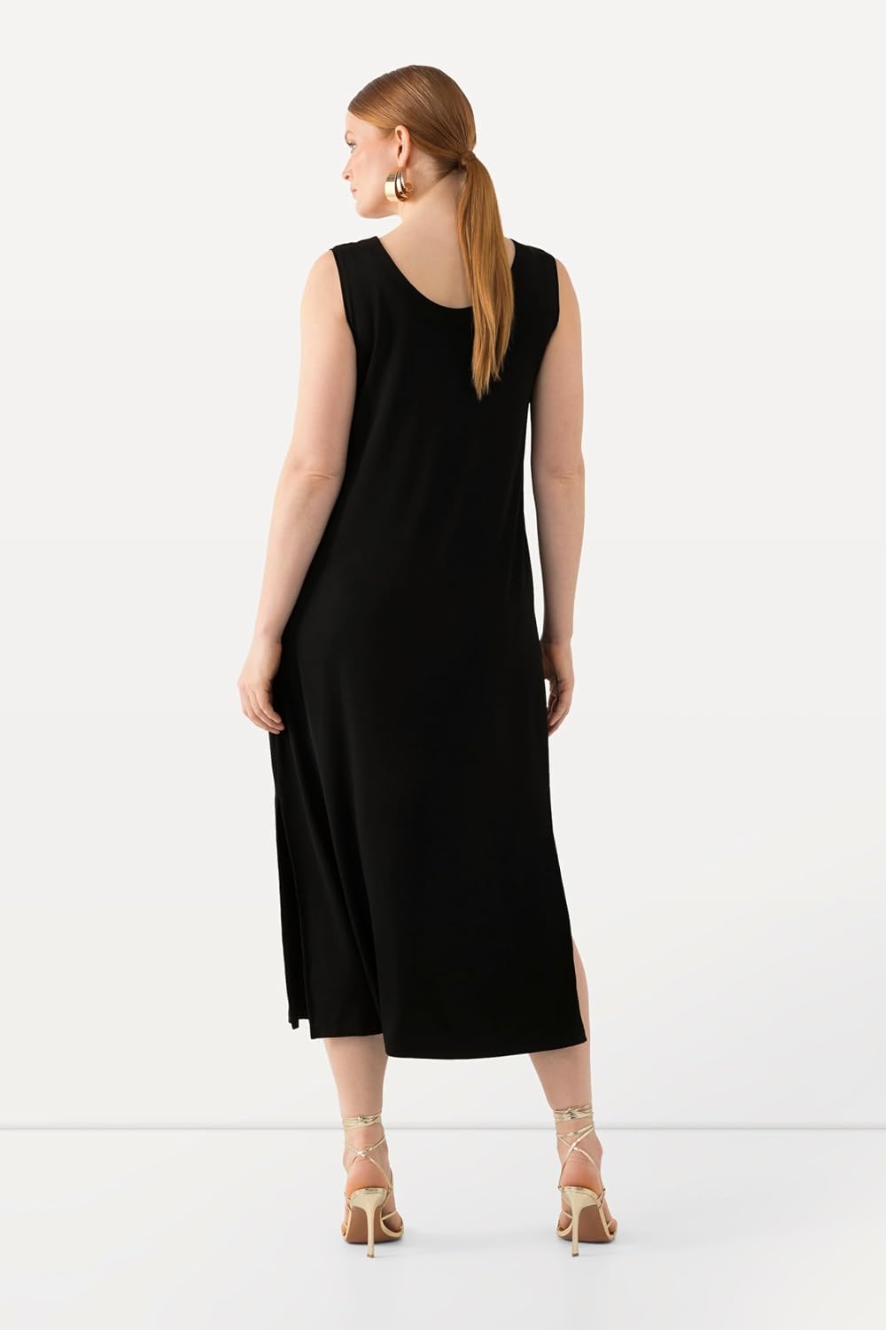 Detalle de Ulla Popken Femme Grandes Tailles Robe midi sans manches en tissu fluide — silhouettes A et décolleté en V (819540)