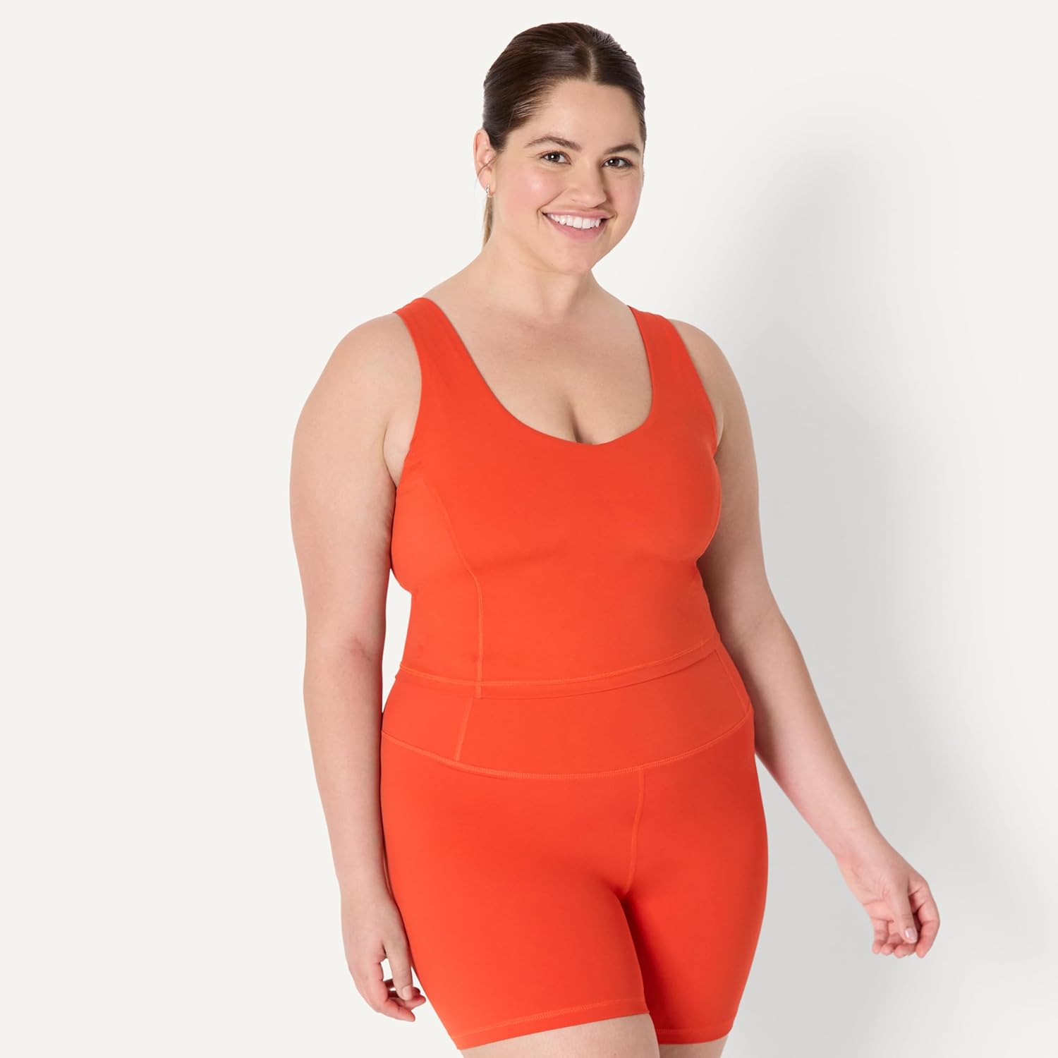 Thumbnail 6 de Amazon Essentials Damen Aktive FormFlex Tanktop mit BH – leichter Halt, kurz geschnitten und butterweiches Material