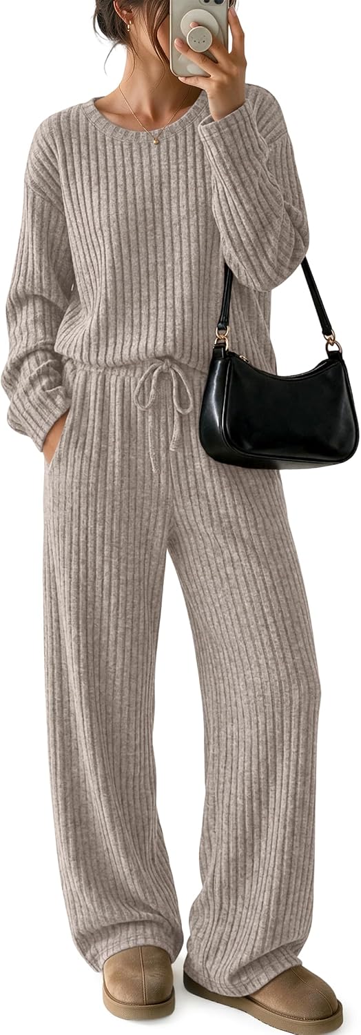 Detalle de LILLUSORY Women's Ribbed Knit Lounge Set with Pockets, Long Sleeves