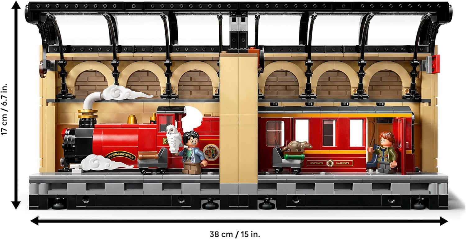 Thumbnail 5 de LEGO Harry Potter Book Nook Hogwarts Express Set (76450) with Train Toy, 2 Minifigures, Hedwig & Scabbers