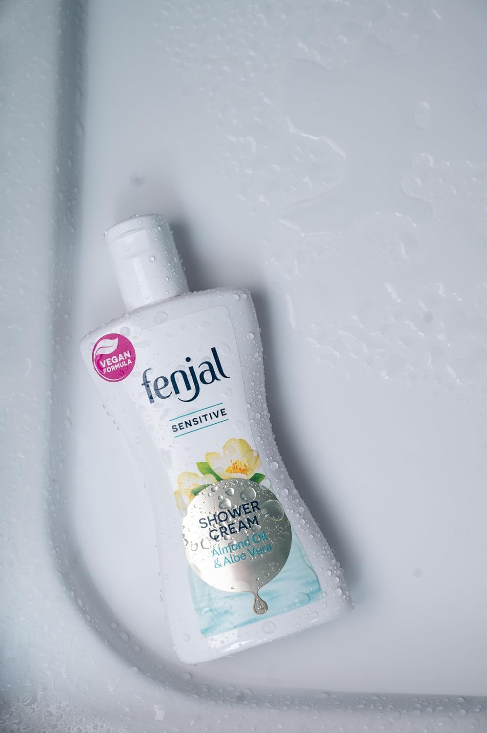 Detalle 2 de Fenjal Sensitive Body Shower Crème – Velvety Smooth Skin with Aloe Vera (Pack of 2, 200 ml each)