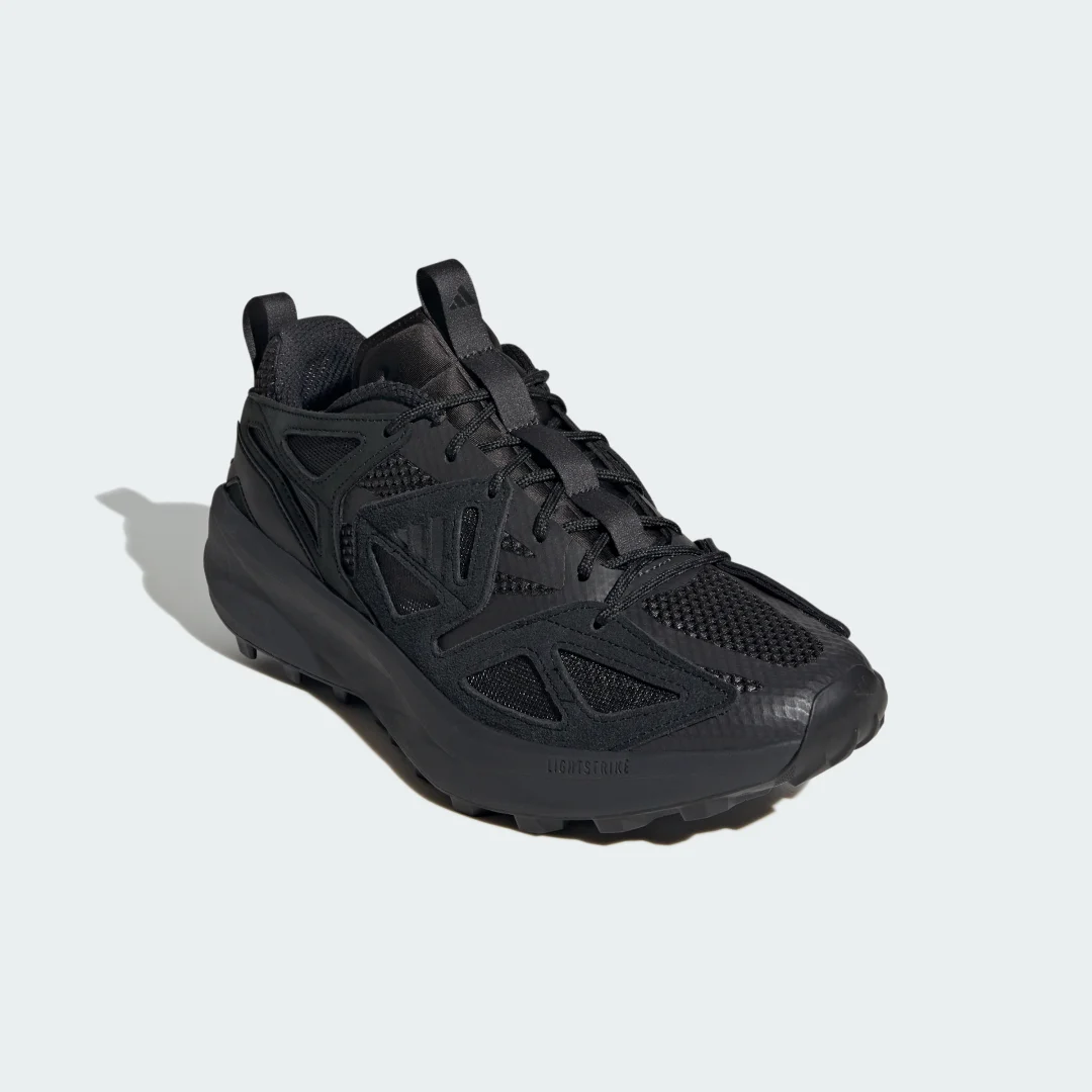 Detalle 2 de adidas Kantai Trail zapatilla trail negra