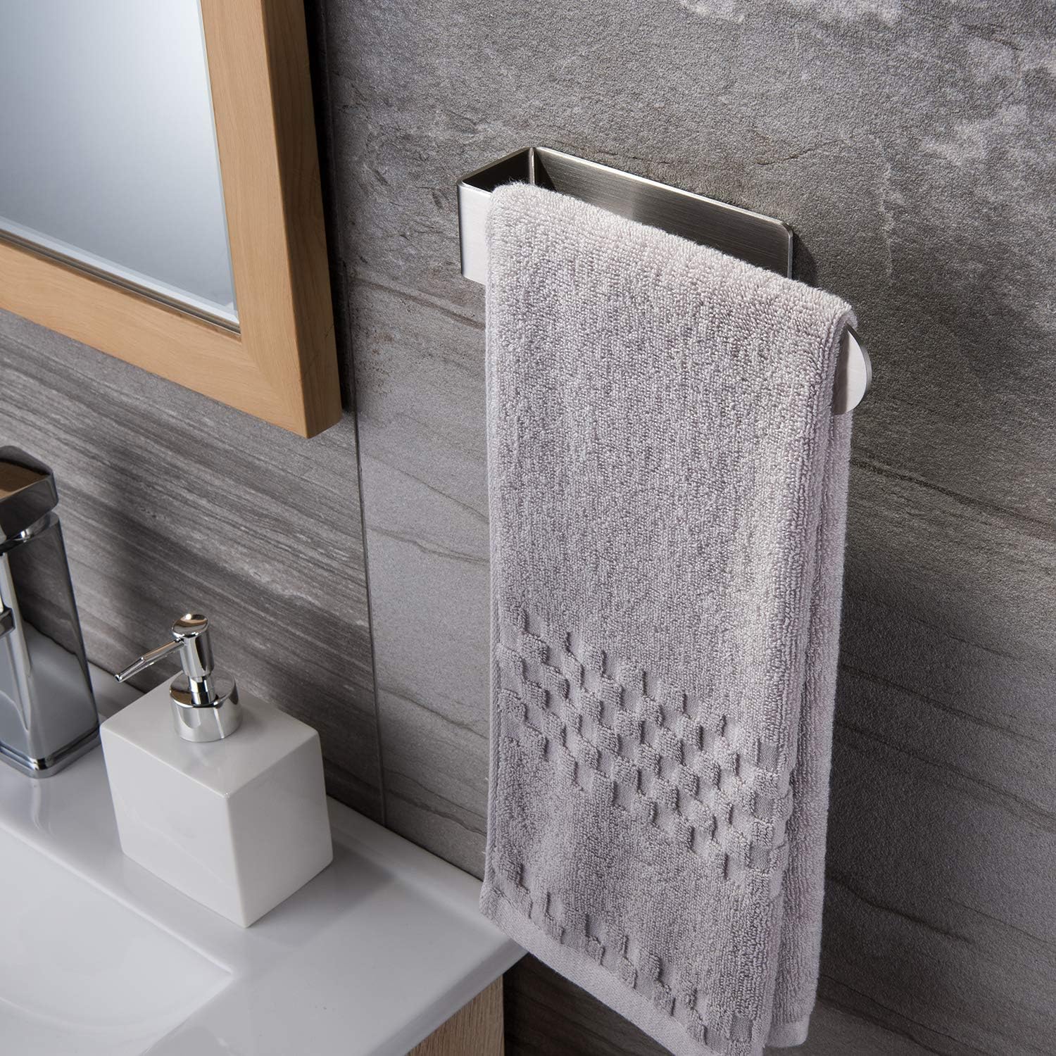 Detalle de YIGII hand towel rail 19.6 cm self adhesive