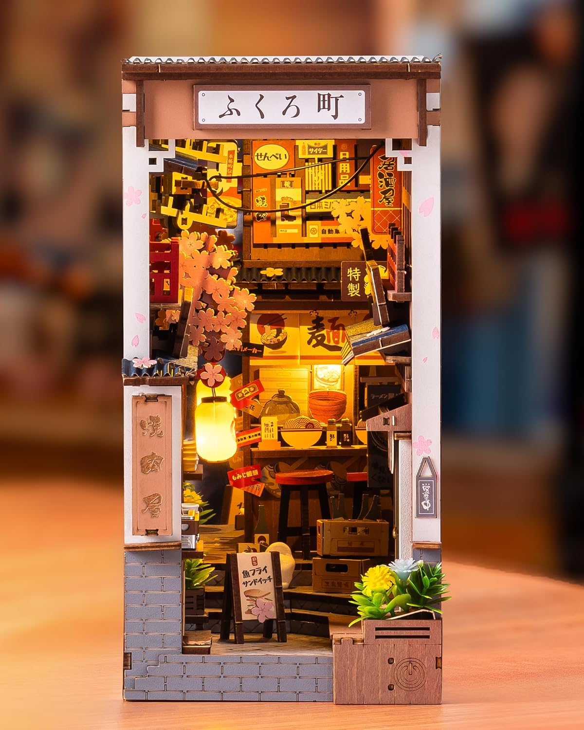 Detalle de Rolife Book Nook Kit miniatura 3,5 ore