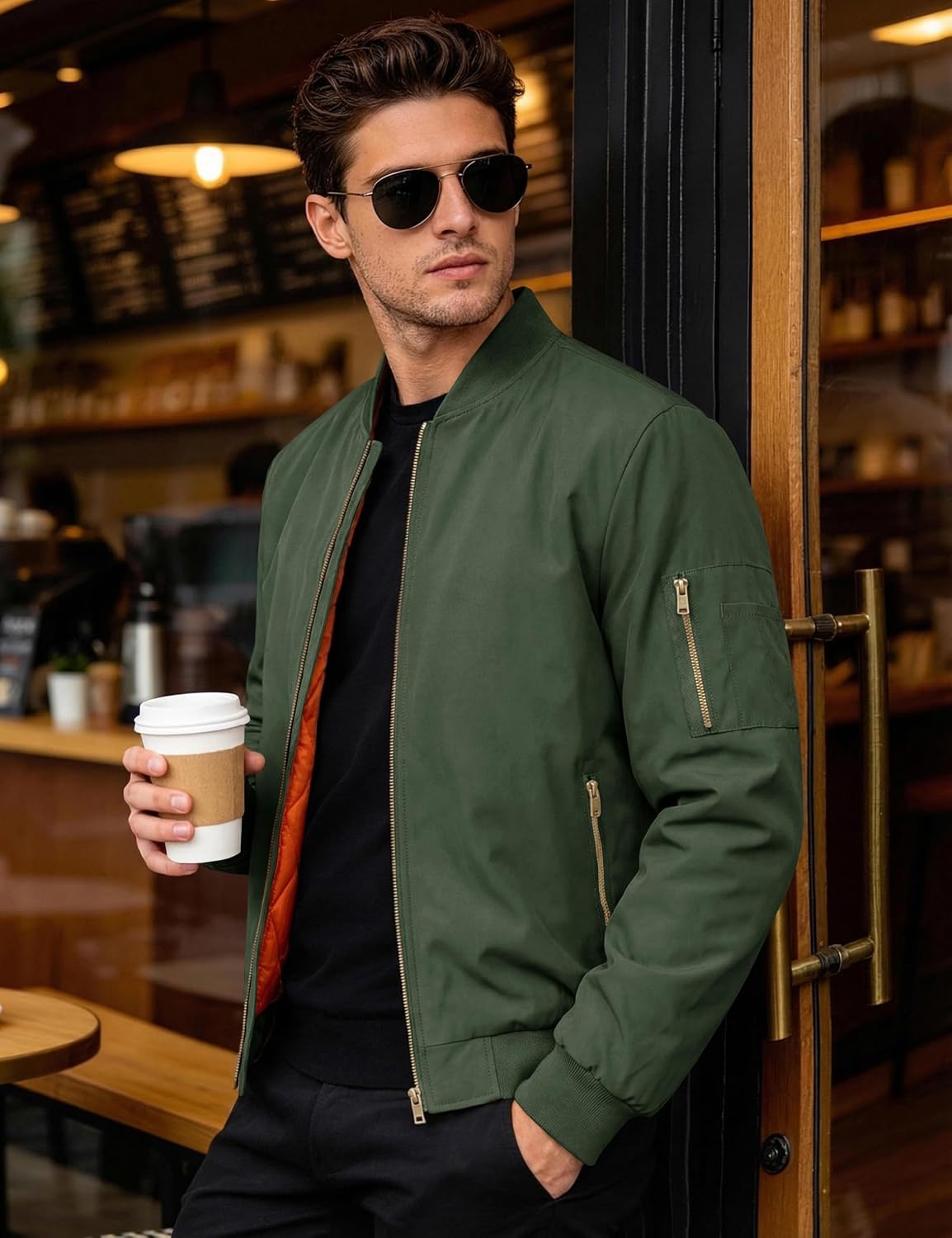 Detalle de MAGNIVIT MT-68 Men's Bomber Jacket with Quilted Lining and Zip Pockets