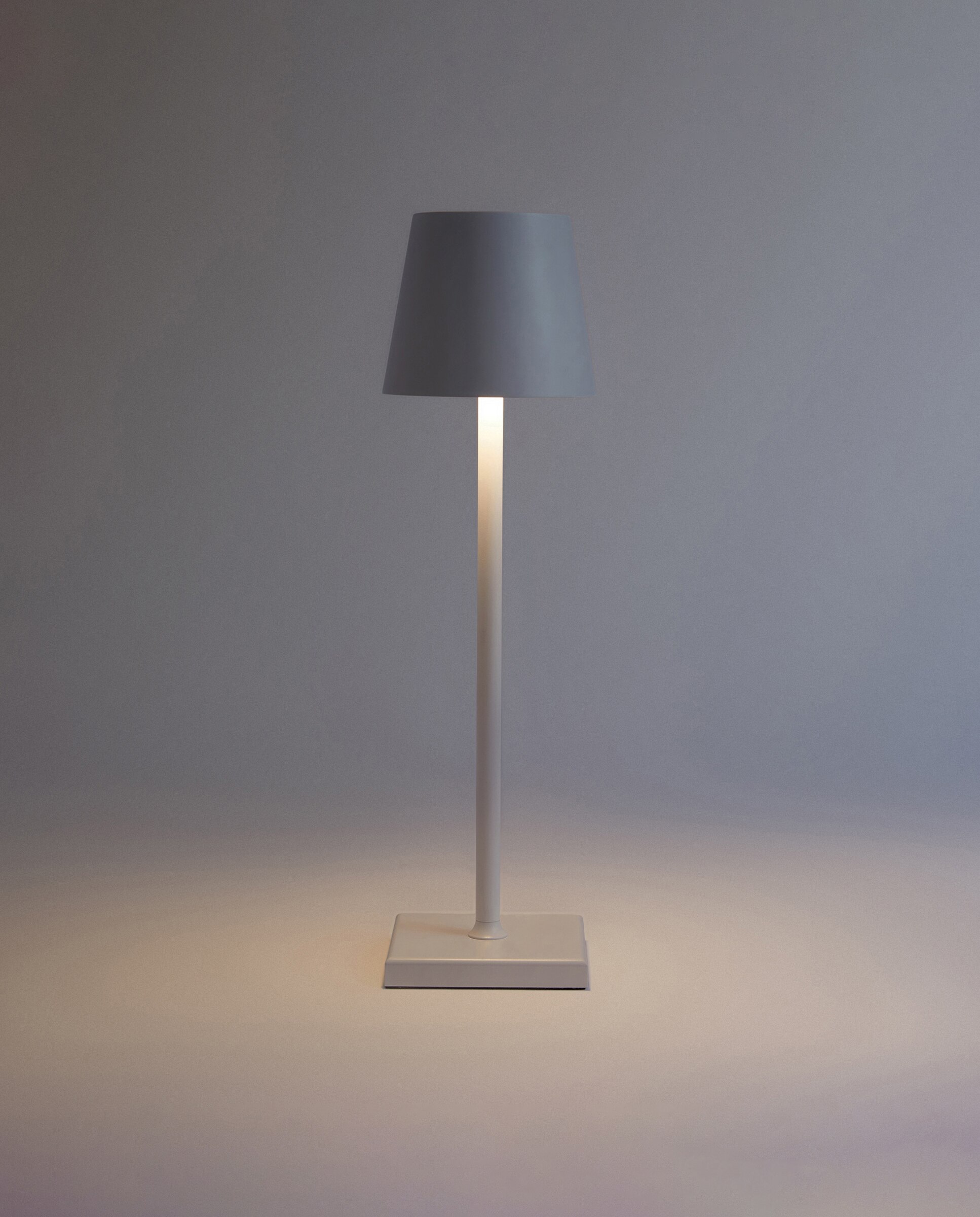 Thumbnail 1 de El Corte Inglés Sol lámpara de mesa exterior LED blanca 💡