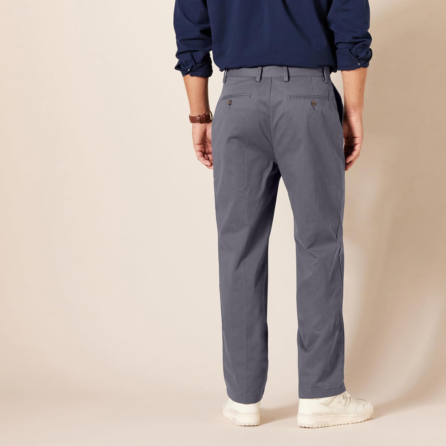 Thumbnail 1 de Amazon Essentials Men’s Classic-Fit Wrinkle-Resistant Chino Trousers – Big & Tall