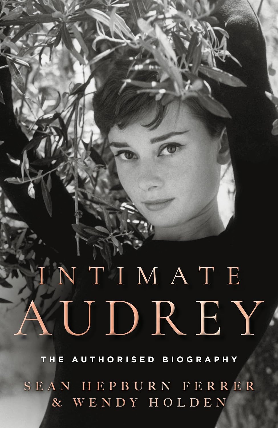 Detalle de HarperCollins Intimate Audrey: geautoriseerde biografie van Audrey Hepburn, 336 pagina’s