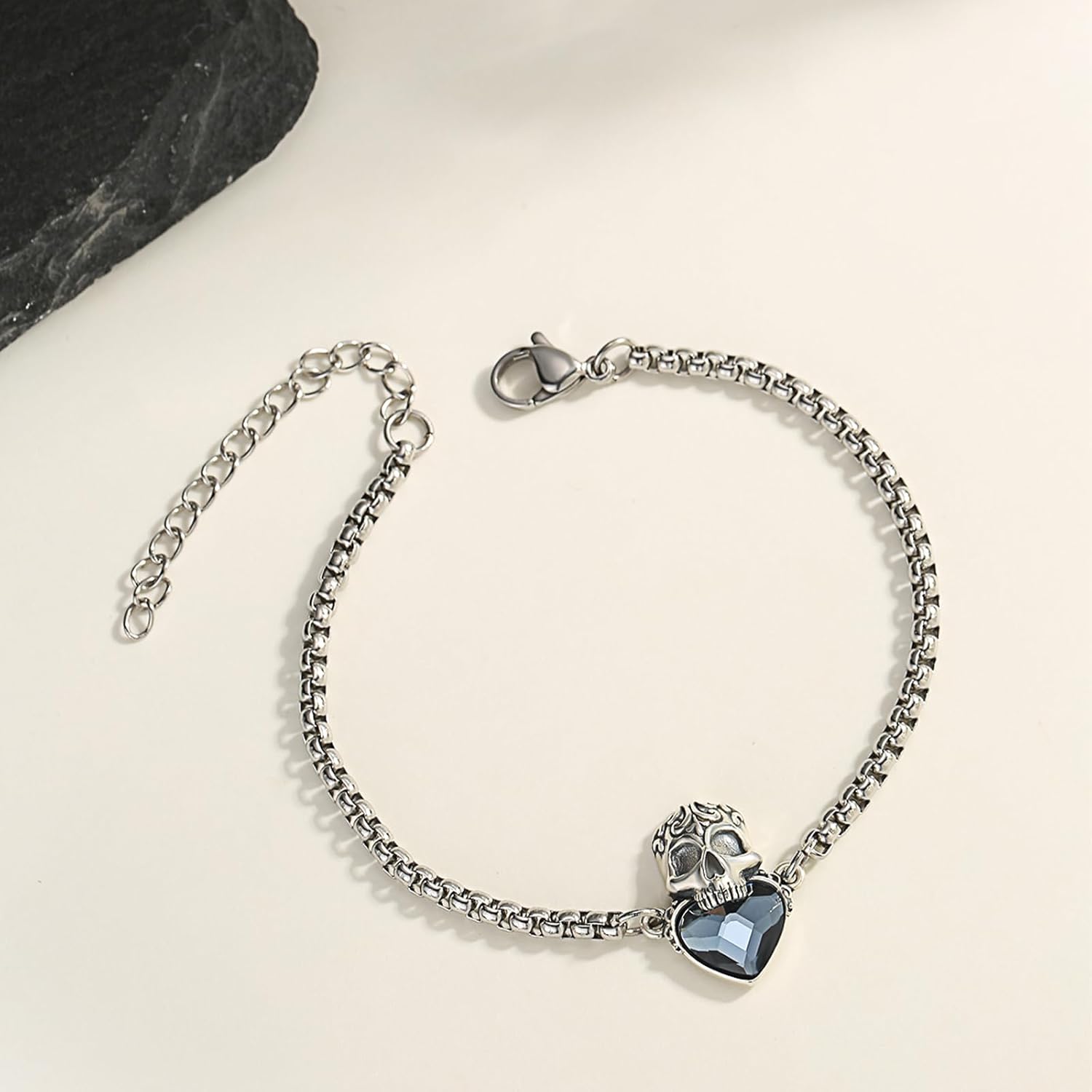 Detalle de PARYFO Totenkopf Armband 925 Sterling Silber – Gothic Schädel mit Edelstahlkette
